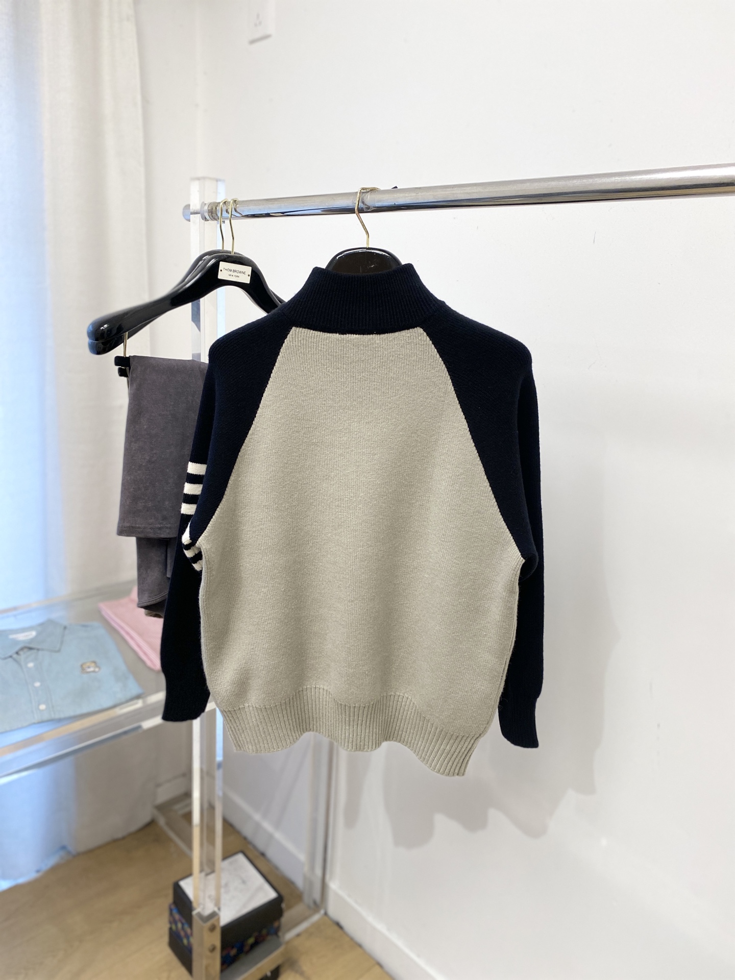 支持年后退换！ TB、2025新品羊毛衣外套 具有手感细腻柔软，可直接与肌肤接触，让暖心的纱线变化出细腻