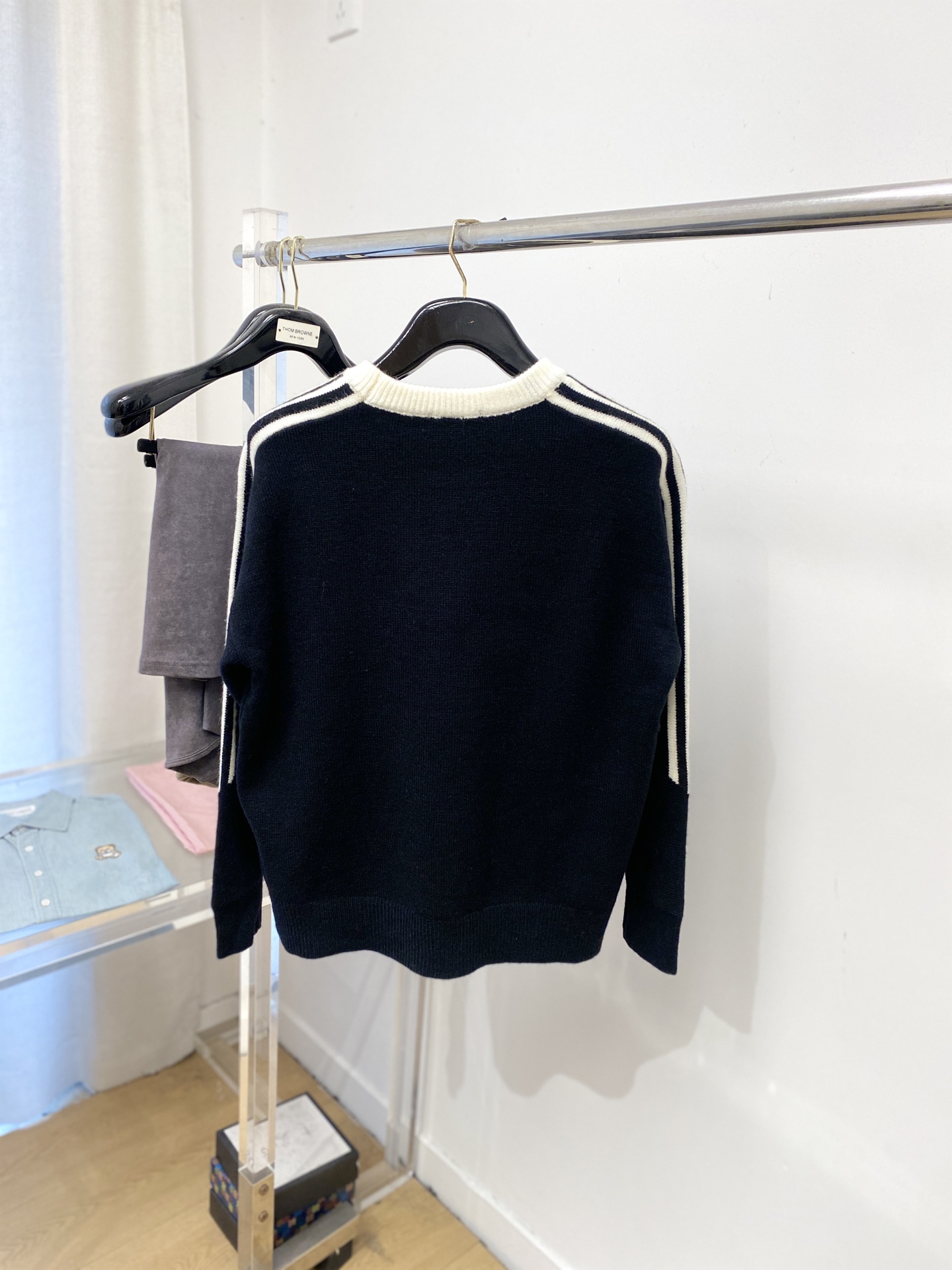 支持年后退换！ 巴黎世家、2025新品羊毛衣 具有手感细腻柔软，可直接与肌肤接触，让暖心的纱线变化出细腻