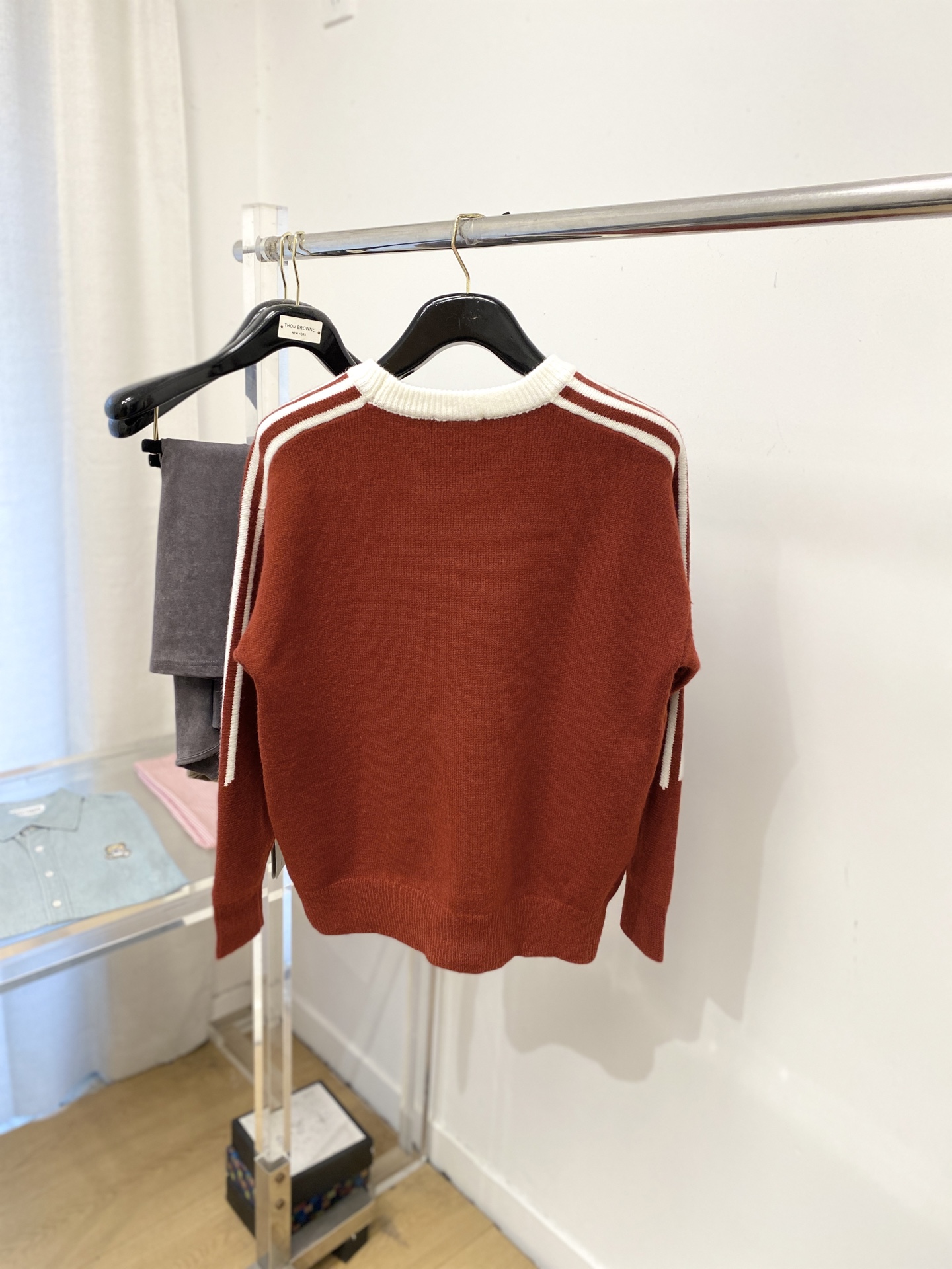 支持年后退换！ 巴黎世家、2025新品羊毛衣 具有手感细腻柔软，可直接与肌肤接触，让暖心的纱线变化出细腻