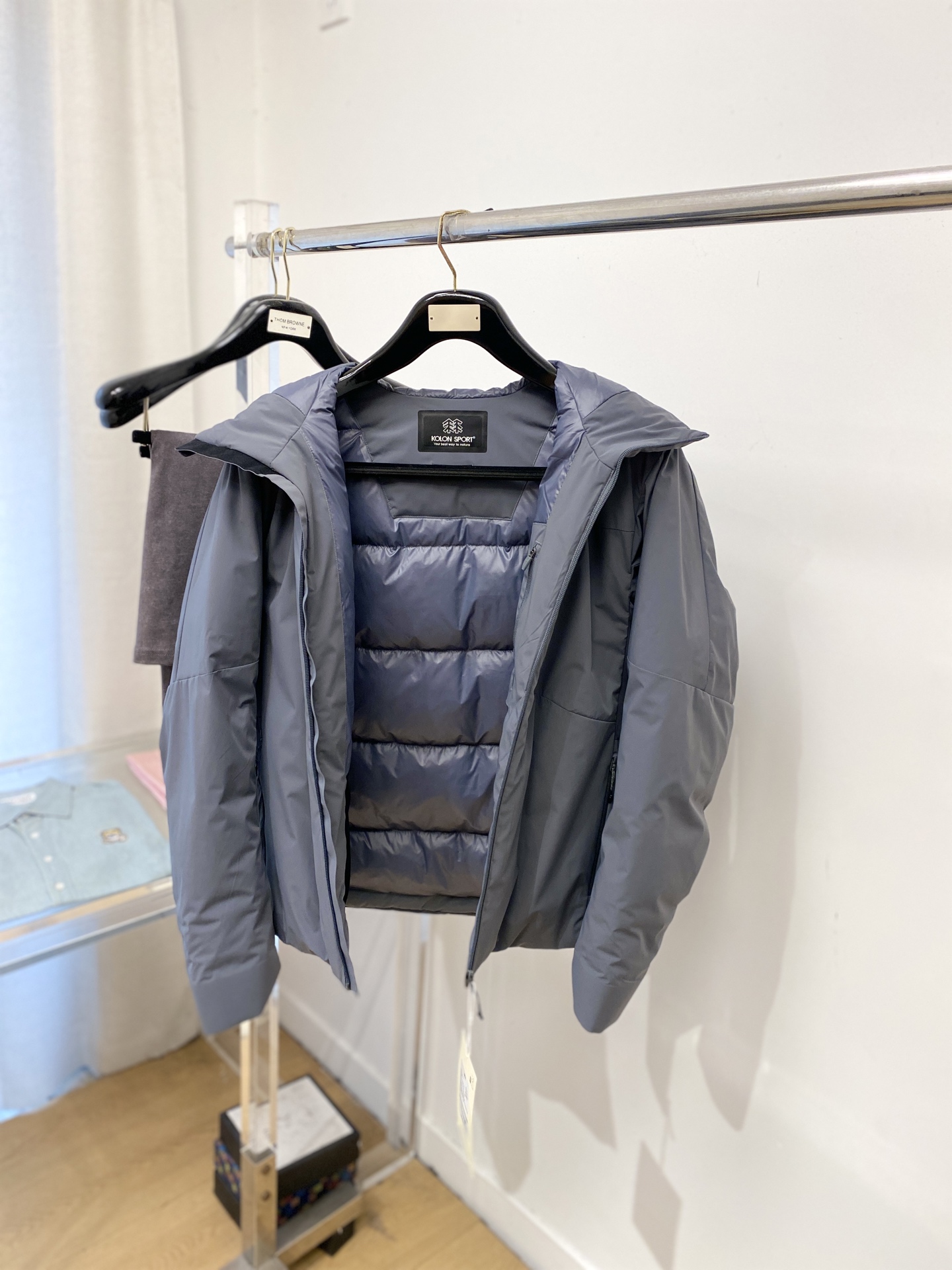 KOLON SPORT、2025最新款男士羽绒服、面料柔软舒适 ．上身版型超赞 ．拉链．辅料都是客供 、