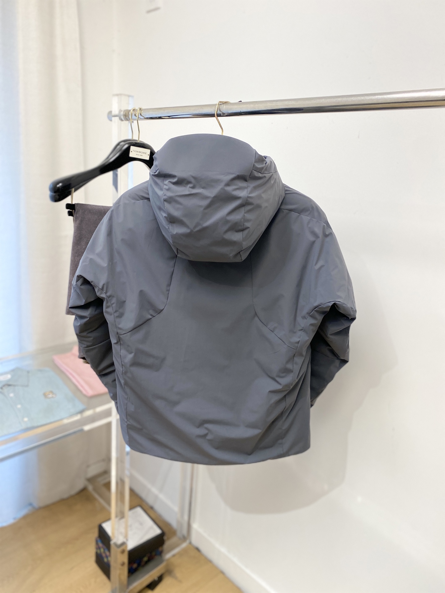 KOLON SPORT、2025最新款男士羽绒服、面料柔软舒适 ．上身版型超赞 ．拉链．辅料都是客供 、