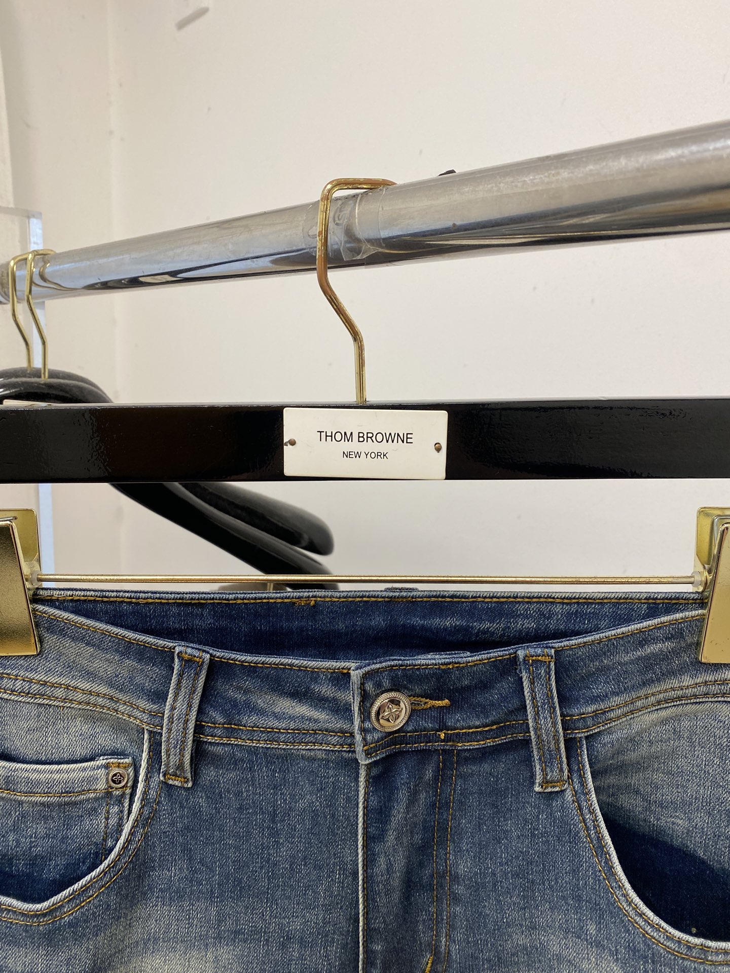 LV、2025最新品，专柜同步有售，原单狠货，水洗休闲牛仔裤，进口原版水洗弹力面料，舒适有弹性，原版五金