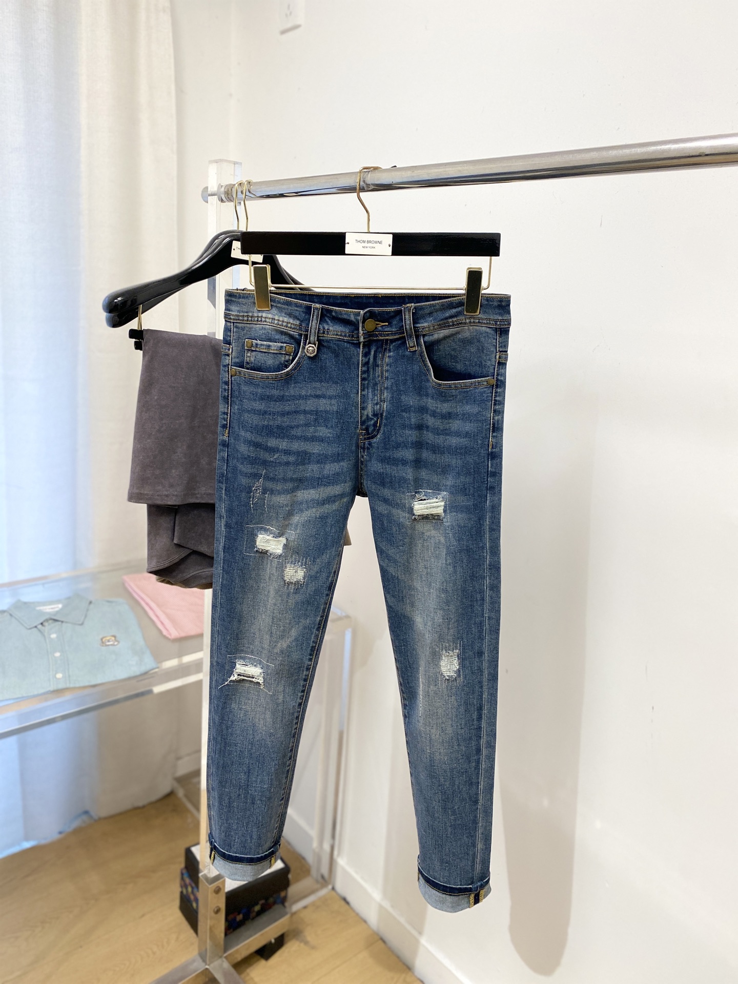 范思哲、2025最新品，专柜同步有售，原单狠货，水洗休闲牛仔裤，进口原版水洗弹力面料，舒适有弹性，原版五