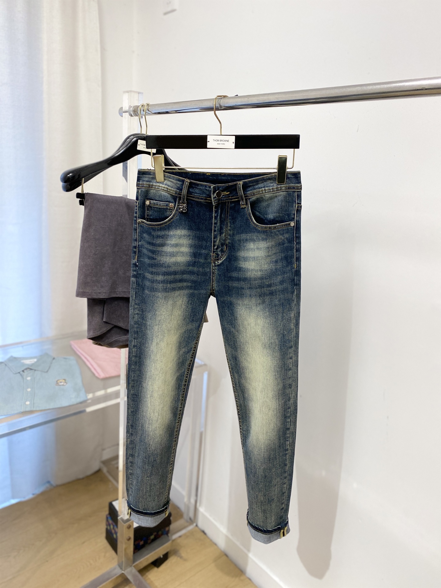 巴宝莉、2025最新品，专柜同步有售，原单狠货，水洗休闲牛仔裤，进口原版水洗弹力面料，舒适有弹性，原版五