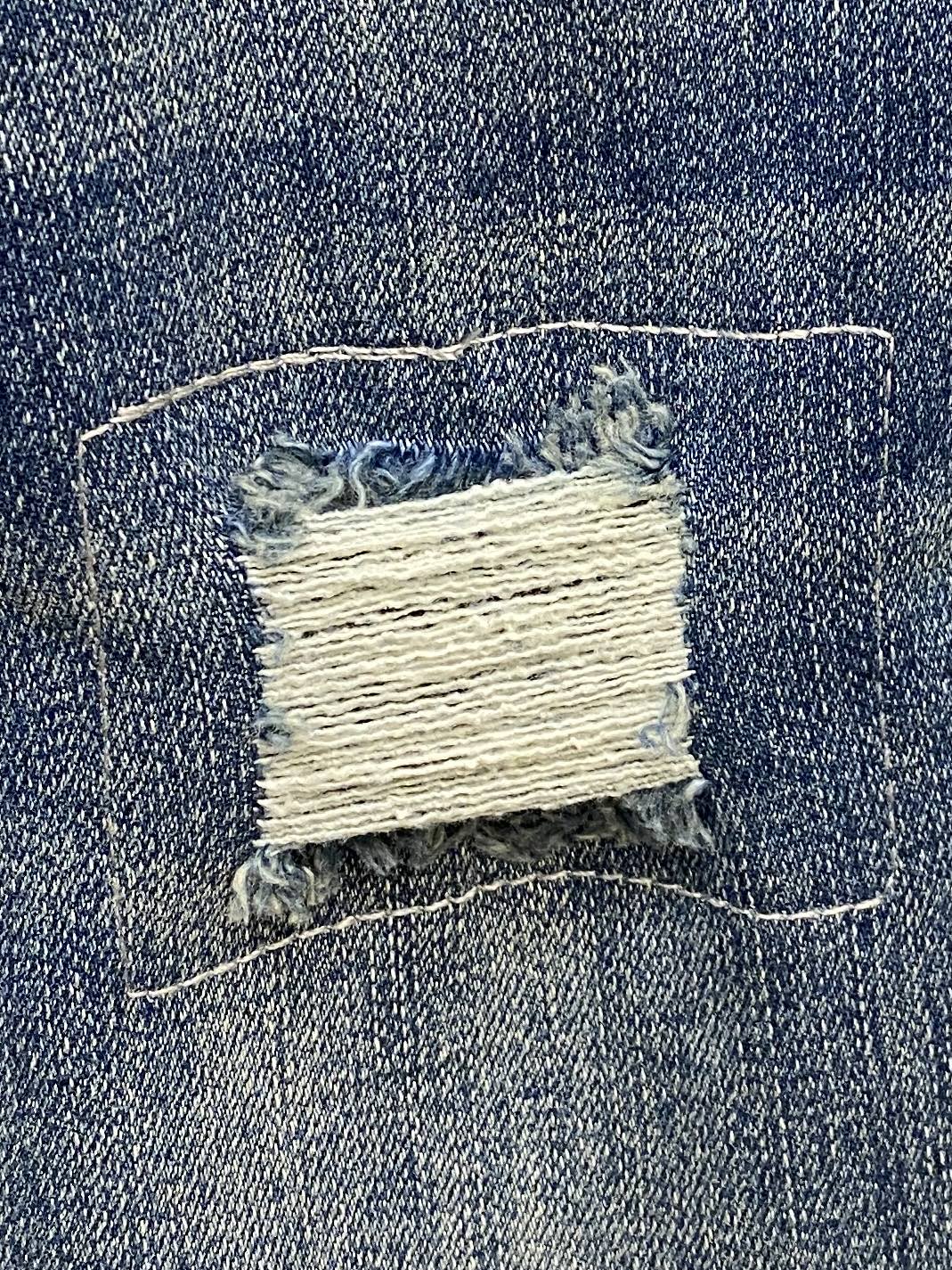 迪奥、2025最新品，专柜同步有售，原单狠货，水洗休闲牛仔裤，进口原版水洗弹力面料，舒适有弹性，原版五金