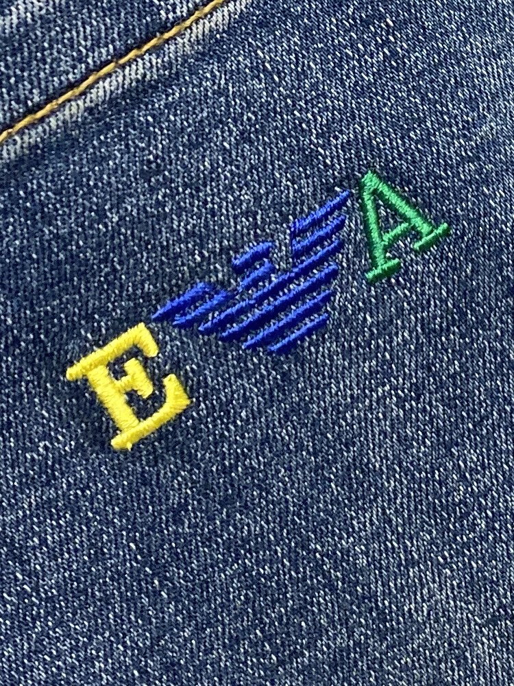 阿玛尼、2025最新品，专柜同步有售，原单狠货，水洗休闲牛仔裤，进口原版水洗弹力面料，舒适有弹性，原版五