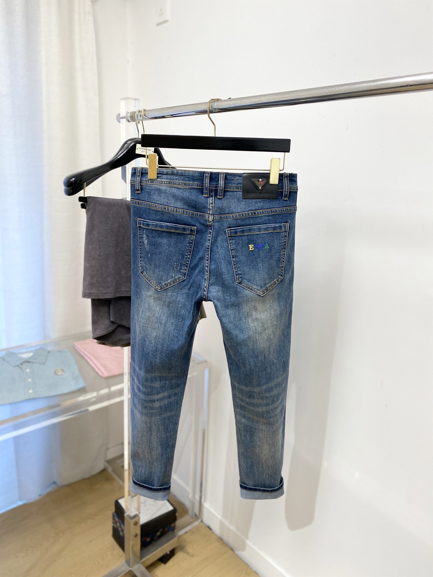 阿玛尼、2025最新品，专柜同步有售，原单狠货，水洗休闲牛仔裤，进口原版水洗弹力面料，舒适有弹性，原版五