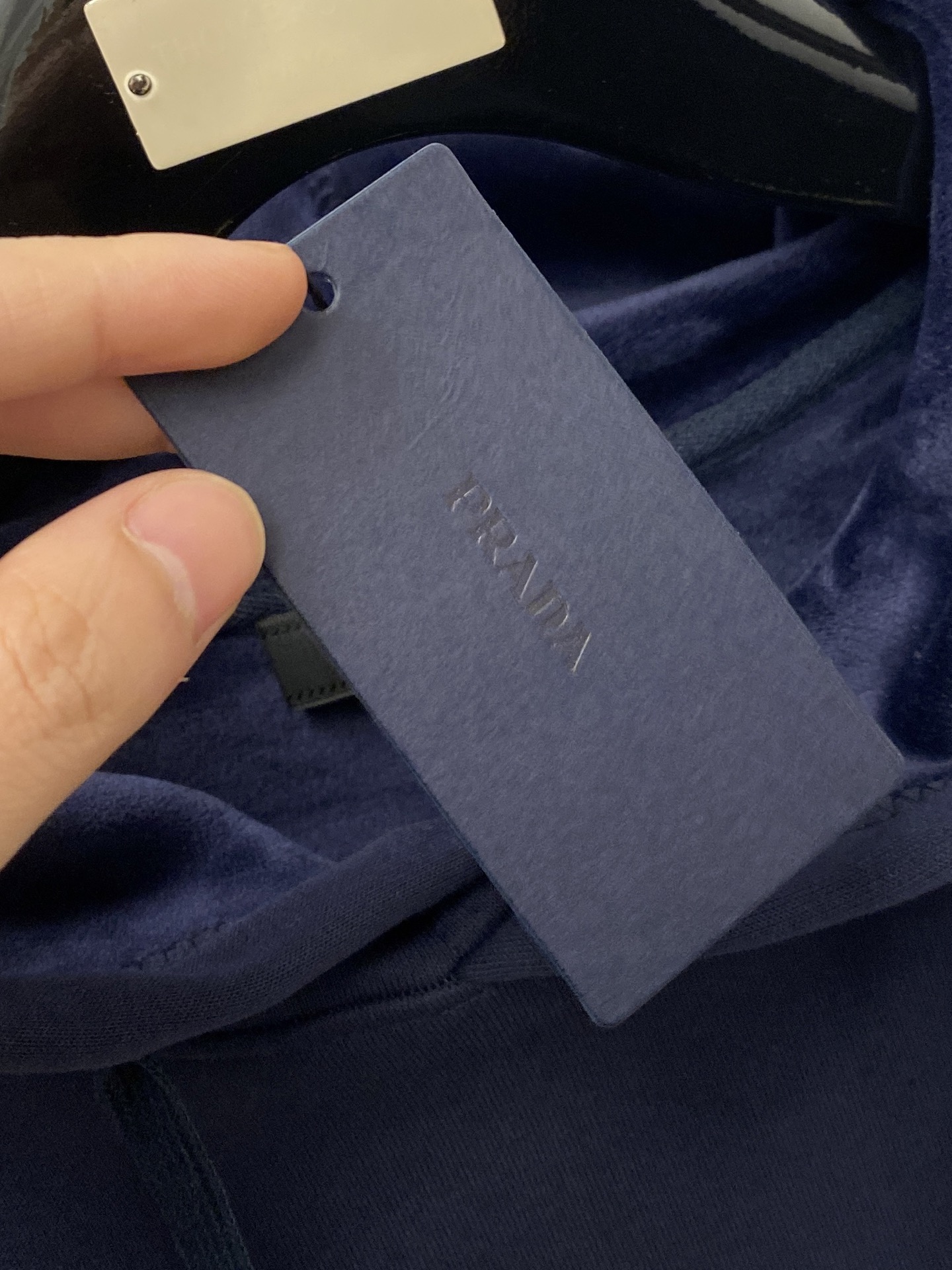 普拉达、2025最新品，时尚休闲套装，顶级原版面料打造，穿着舒适，吸湿性透气性都非常良好，色牢度超高！无