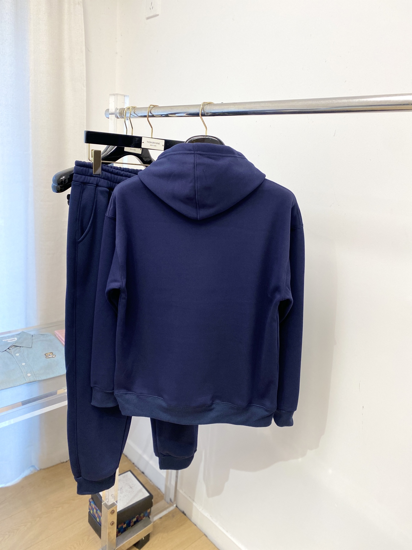 普拉达、2025最新品，时尚休闲套装，顶级原版面料打造，穿着舒适，吸湿性透气性都非常良好，色牢度超高！无