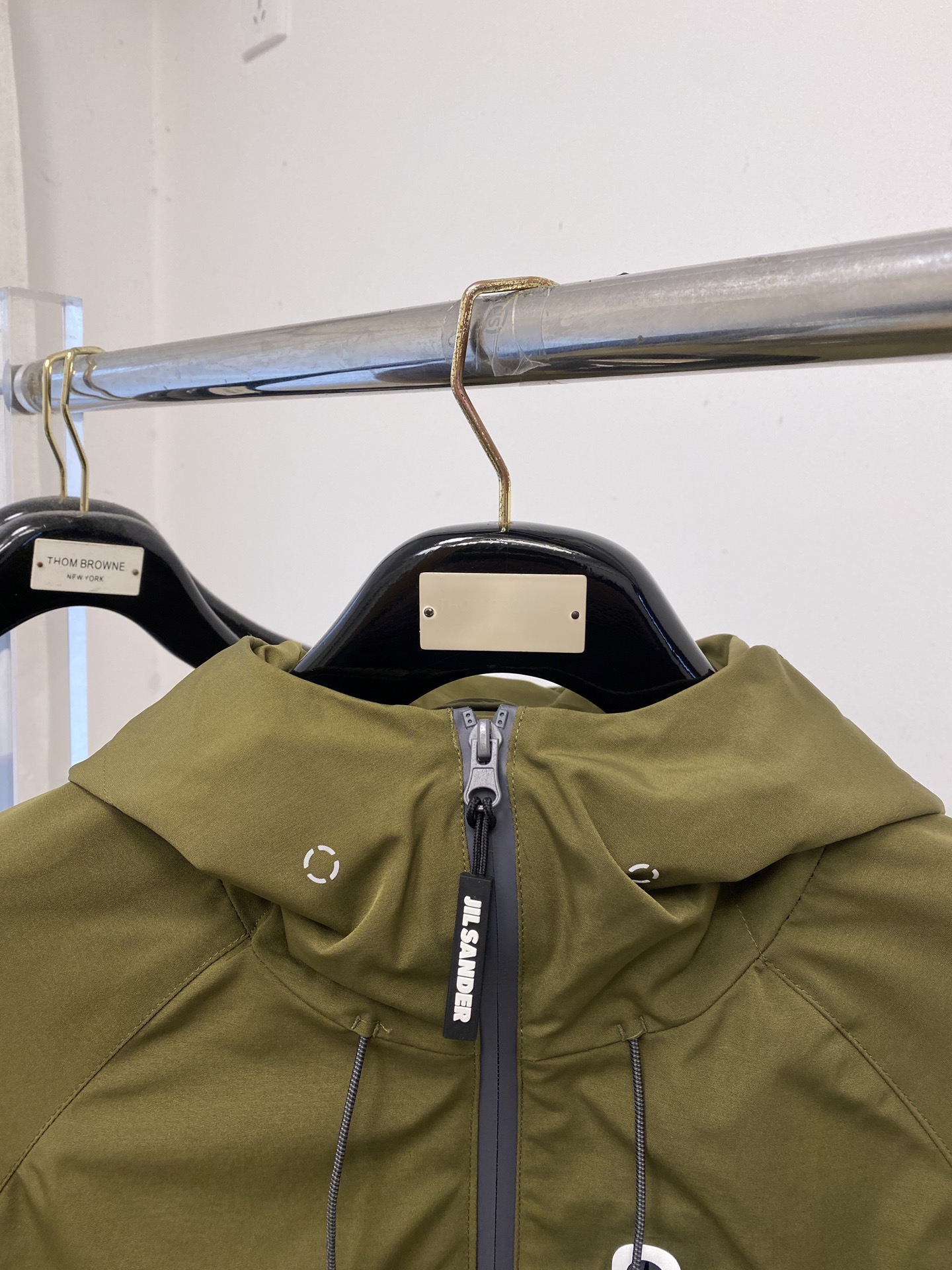 始祖鸟、2025新品夹克外套，时尚帅气，简约百搭款，胸前精致刺绣图案logo，定制原版面料，不仅挺括，保