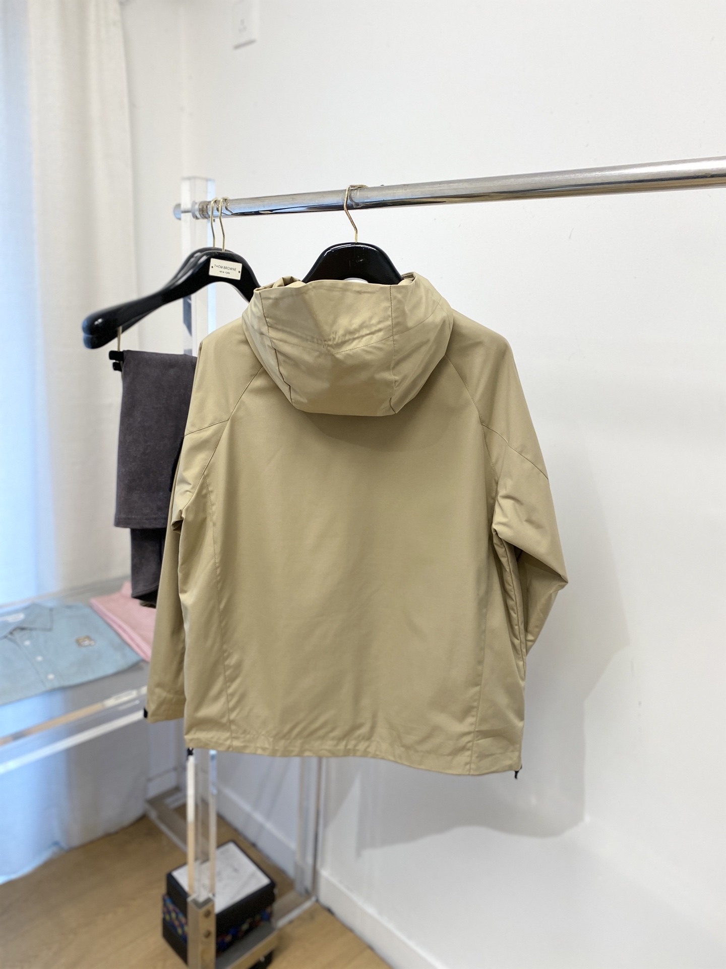 始祖鸟、2025新品夹克外套，时尚帅气，简约百搭款，胸前精致刺绣图案logo，定制原版面料，不仅挺括，保