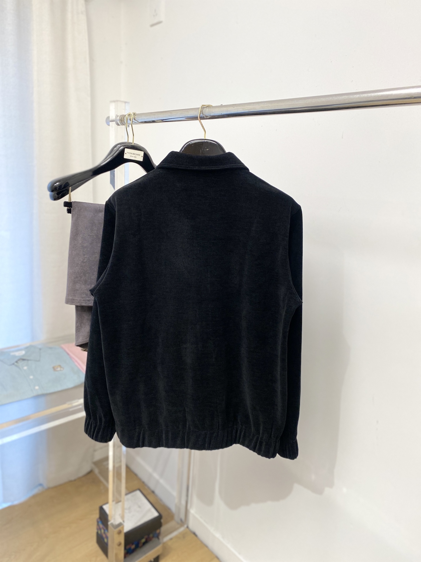 Brunello Cucinelli、2025新品夹克外套，时尚帅气，胸前精致刺绣图案logo，简约百搭