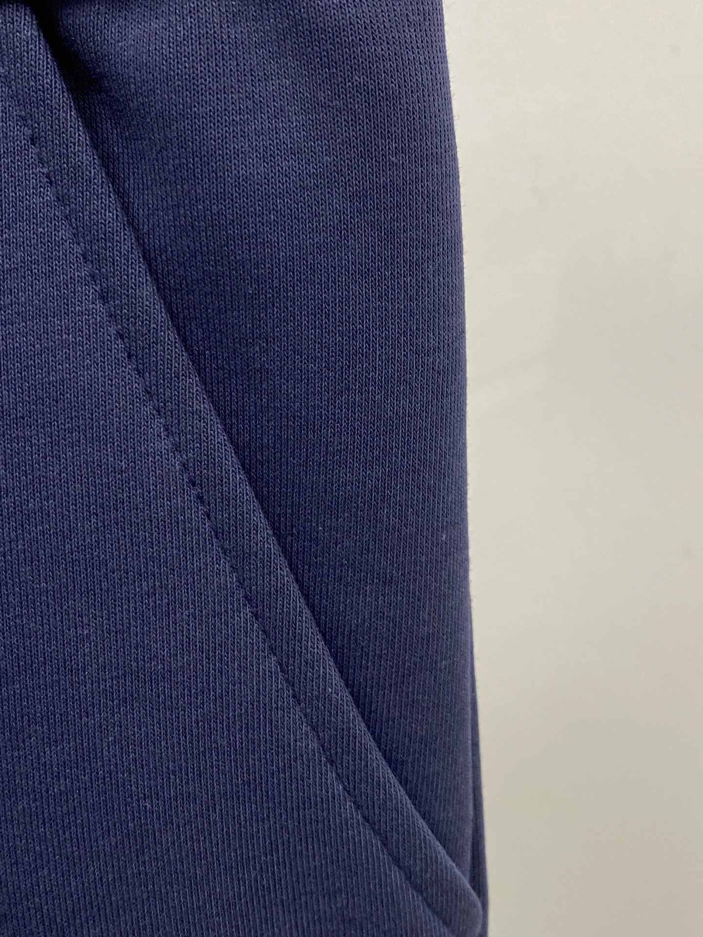 巴宝莉、2025爆款休闲裤 高弹显瘦必爆简约百搭爆款，做工精细，每一针都看得到用心，超多明星网红最爱 拉