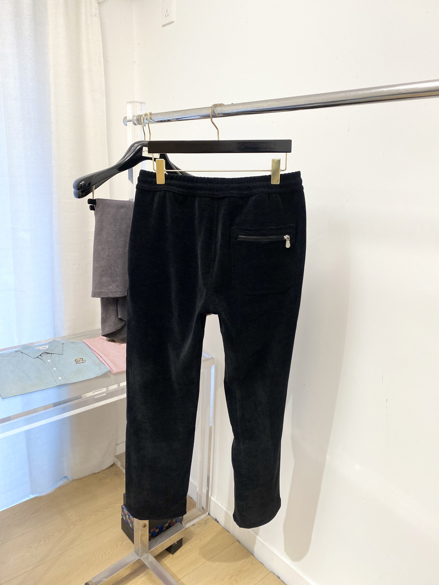 Brunello Cucinelli、2025爆款休闲裤 高弹显瘦必爆简约百搭爆款，做工精细，每一针都看