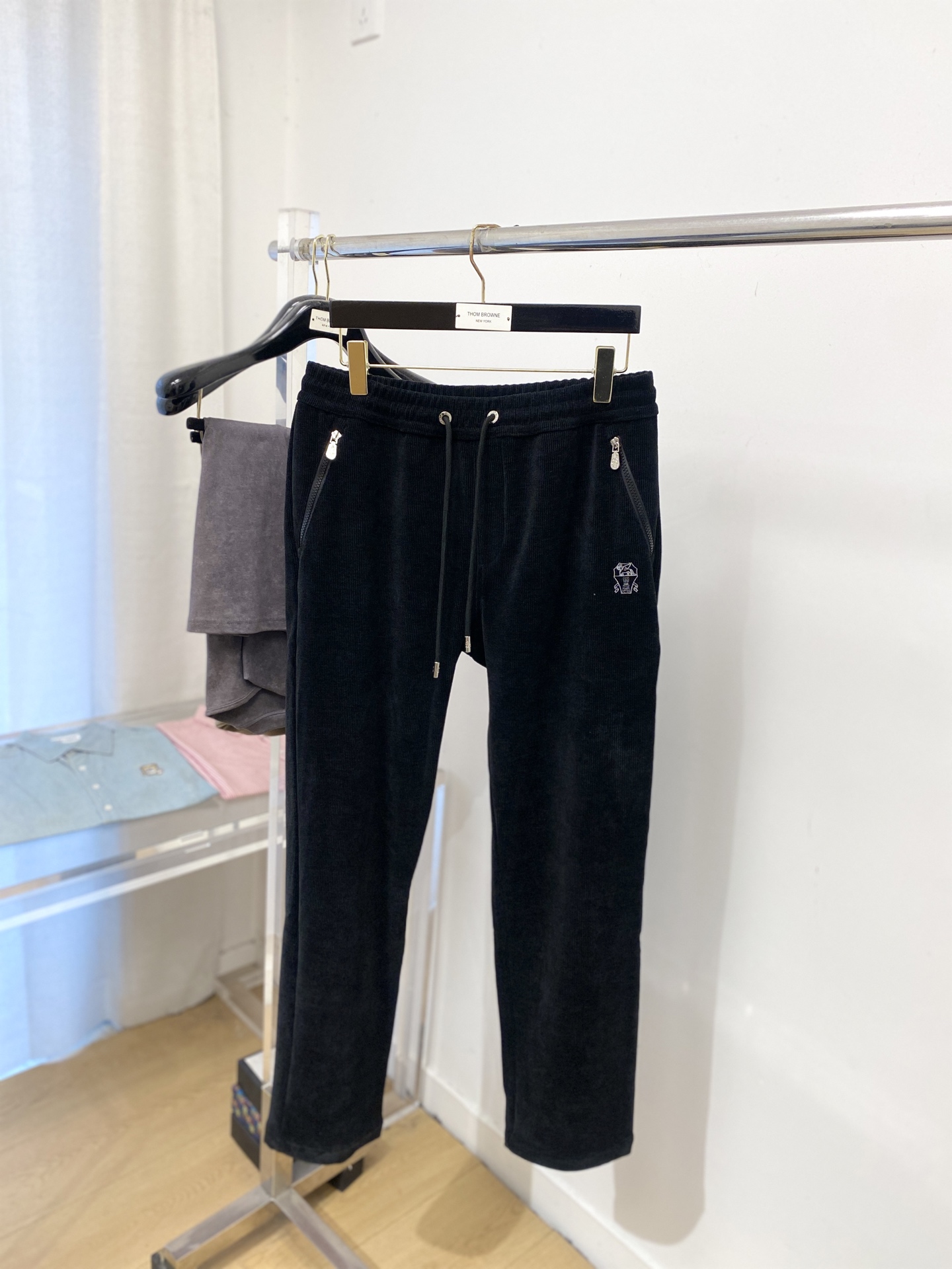 Brunello Cucinelli、2025爆款休闲裤 高弹显瘦必爆简约百搭爆款，做工精细，每一针都看