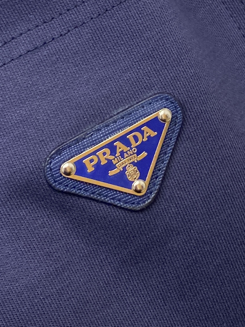 普拉达、2025爆款休闲裤 高弹显瘦必爆简约百搭爆款，做工精细，每一针都看得到用心，超多明星网红最爱 拉