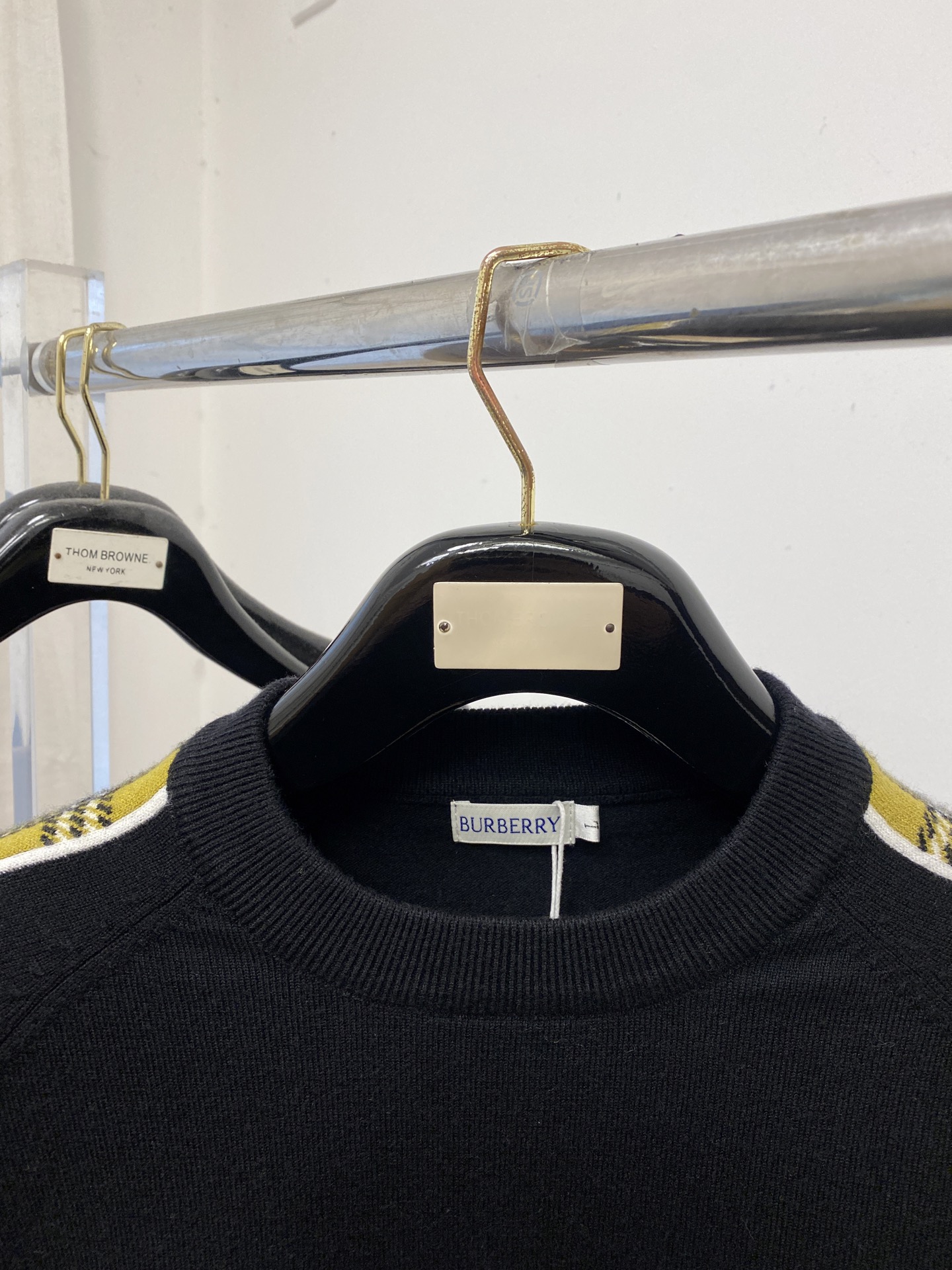 支持年后退换！ 巴宝莉、2025新品羊毛衣 具有手感细腻柔软，可直接与肌肤接触，让暖心的纱线变化出细腻的