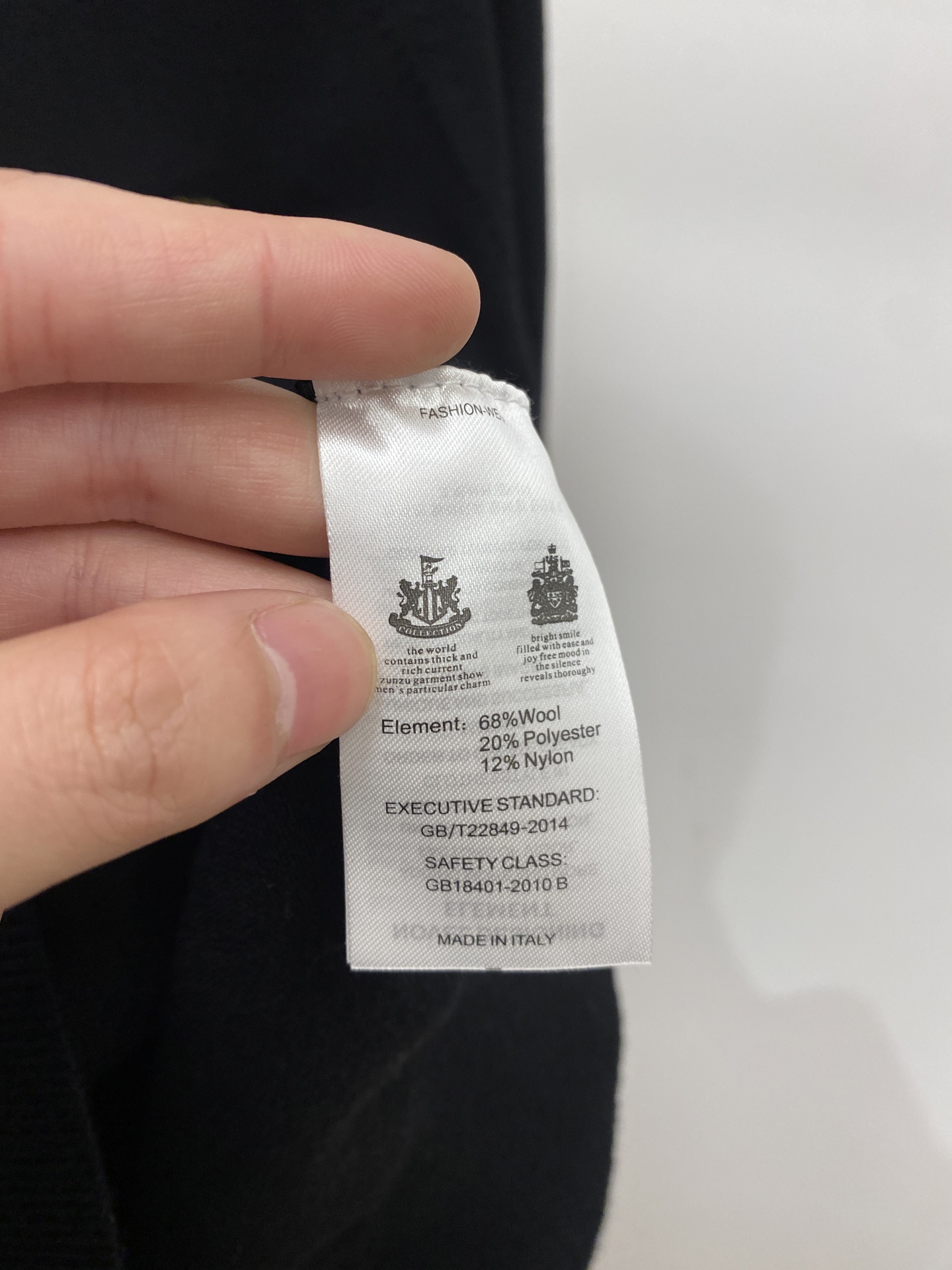 支持年后退换！ 巴宝莉、2025新品羊毛衣 具有手感细腻柔软，可直接与肌肤接触，让暖心的纱线变化出细腻的