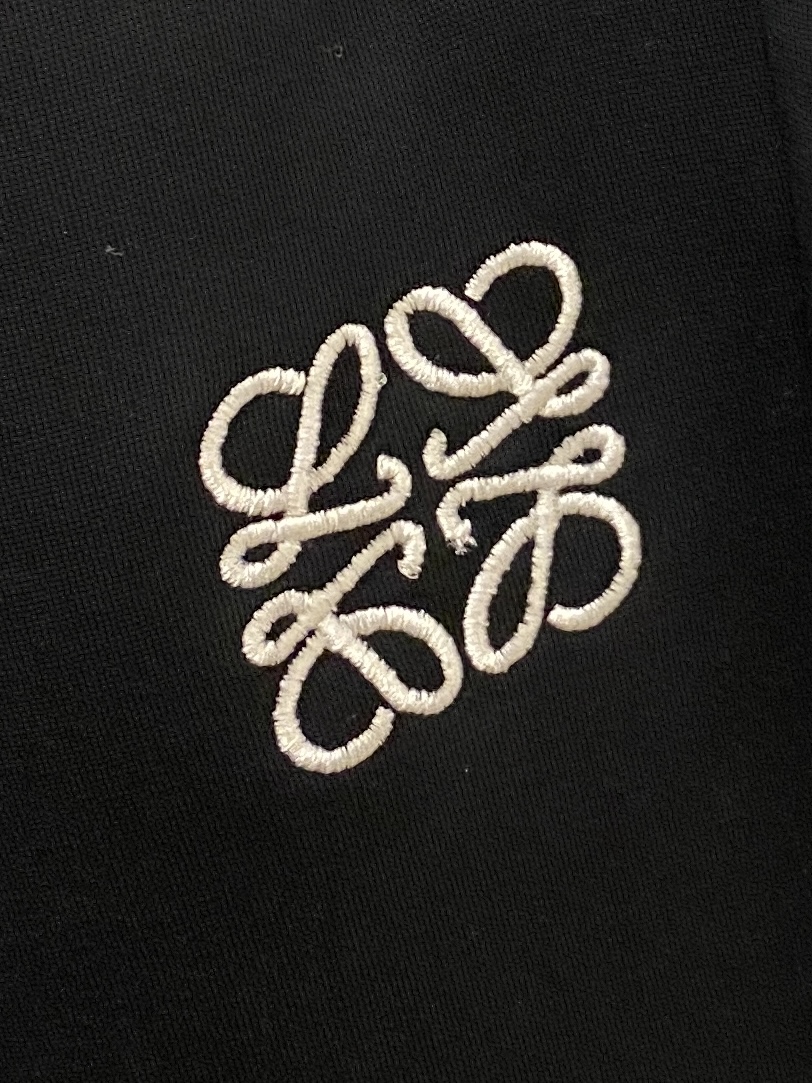 支持年后退换！ ￼罗意威、2025爆款休闲裤 高弹显瘦必爆简约百搭爆款，做工精细，每一针都看得到用心，超