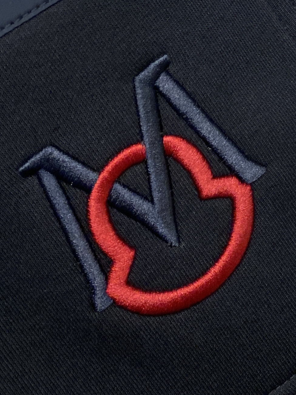 ￼🌾退换蒙口、2025爆款休闲裤 高弹显瘦必爆简约百搭爆款，做工精细，每一针都看得到用心，超多明星网红最