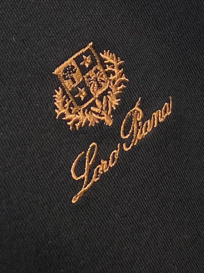 🌾退换lP🆕、2025新品卫衣外套，帅气时尚，胸前精致刺绣图案字母logo，简约百搭款。面料棉 不仅挺括