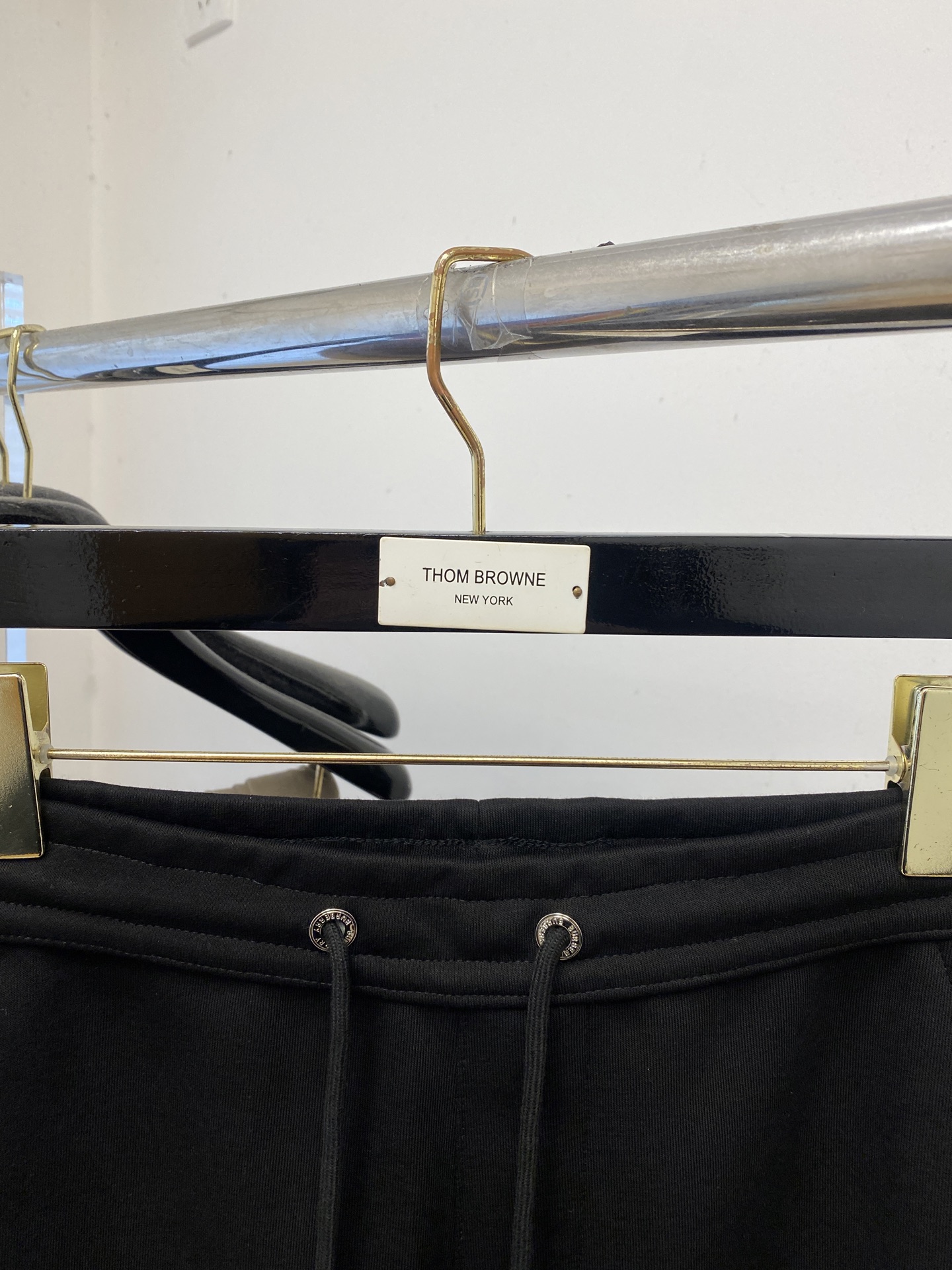 ￼🌾退换巴宝莉、2025爆款休闲裤 高弹显瘦必爆简约百搭爆款，做工精细，每一针都看得到用心，超多明星网红