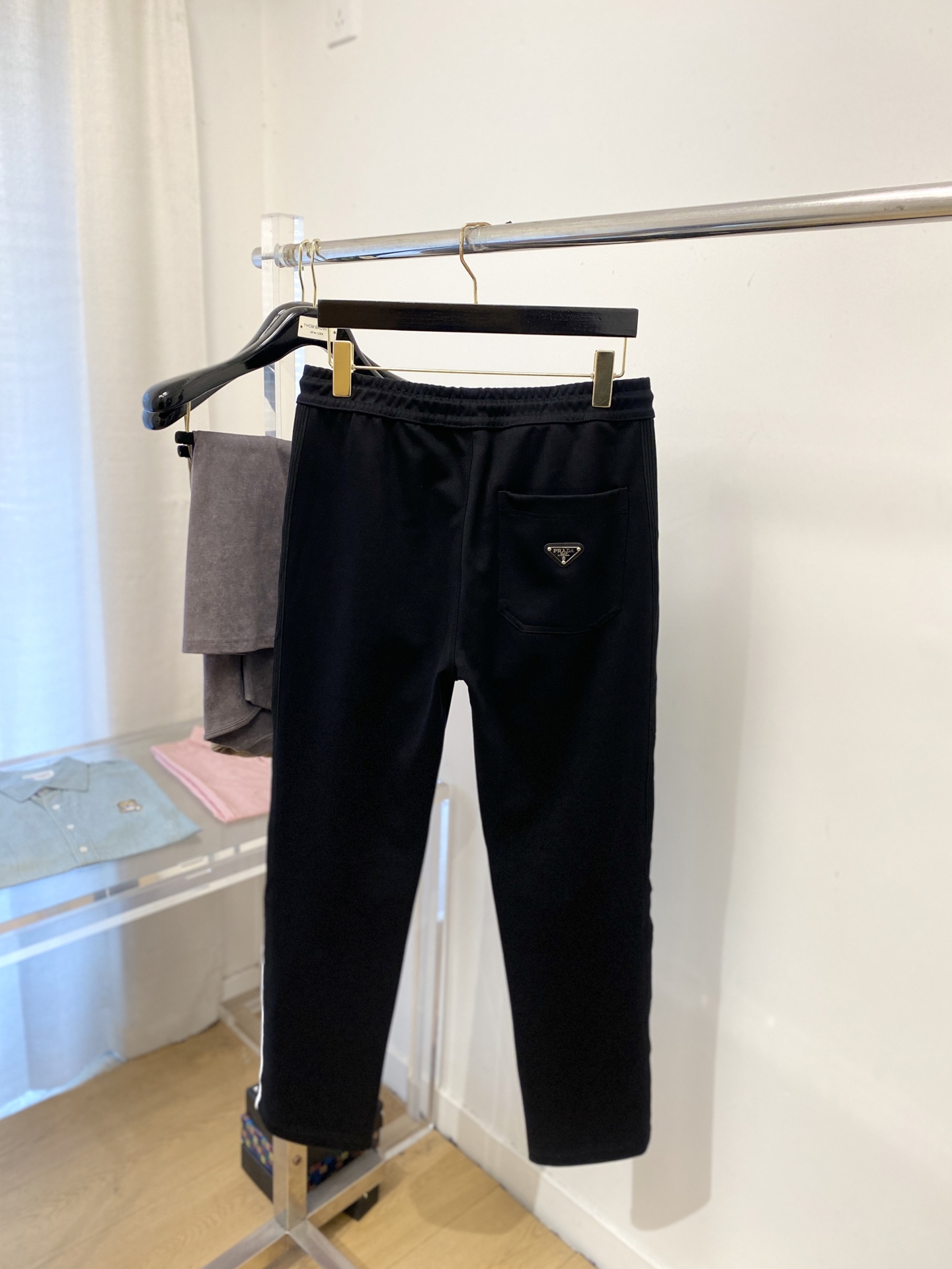 🌾退换普拉达、2025爆款休闲裤 高弹显瘦必爆简约百搭爆款，做工精细，每一针都看得到用心，超多明星网红最