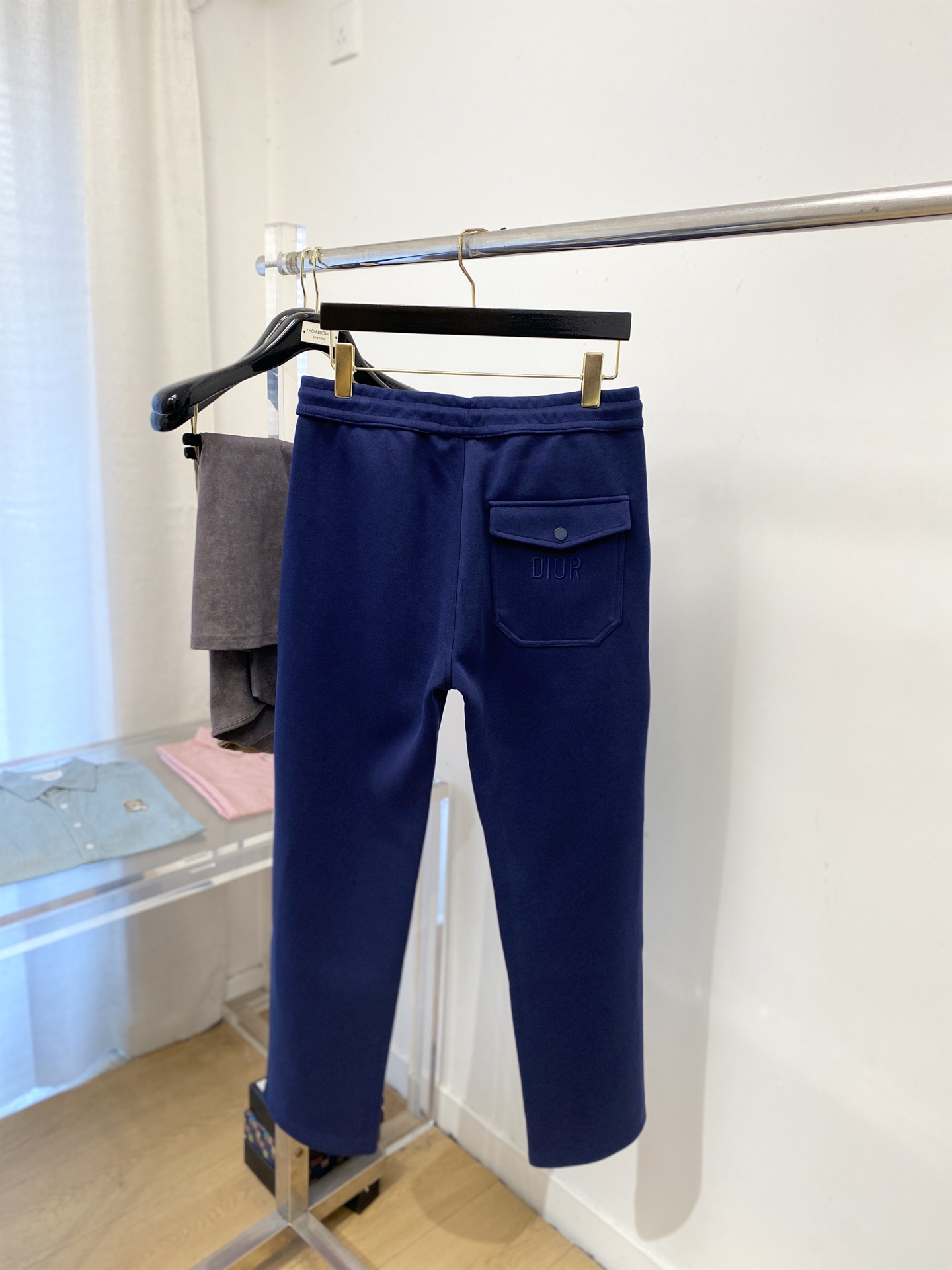 🌾退换迪奥、2025爆款休闲裤 高弹显瘦必爆简约百搭爆款，做工精细，每一针都看得到用心，超多明星网红最爱