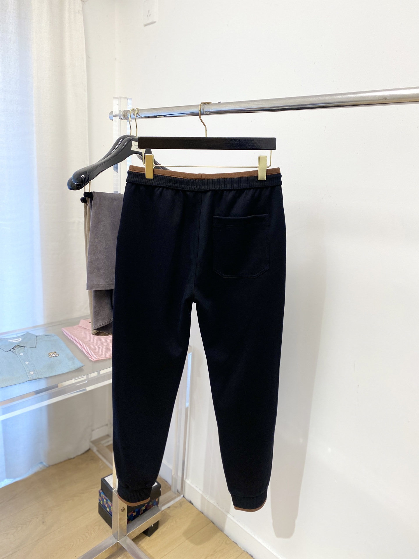 🌾退换lP🆕、2025爆款休闲裤 高弹显瘦必爆简约百搭爆款，做工精细，每一针都看得到用心，超多明星网红最