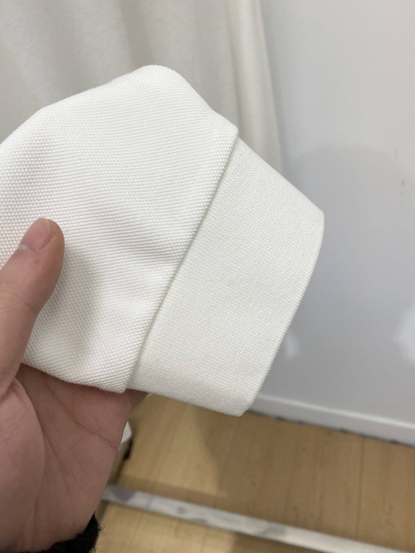 支持年后退换！ 古奇、2025新品长袖，时尚帅气，简约百搭款，胸前精致刺绣字母logo，定制原版面料，不