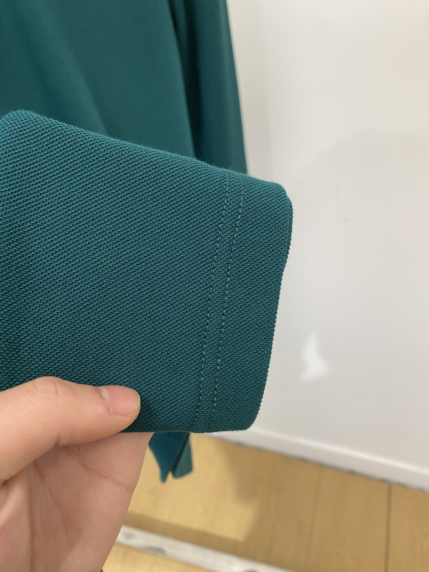 支持年后退换！ 古奇、2025新品长袖，时尚帅气，简约百搭款，胸前精致刺绣字母logo，定制原版面料，不