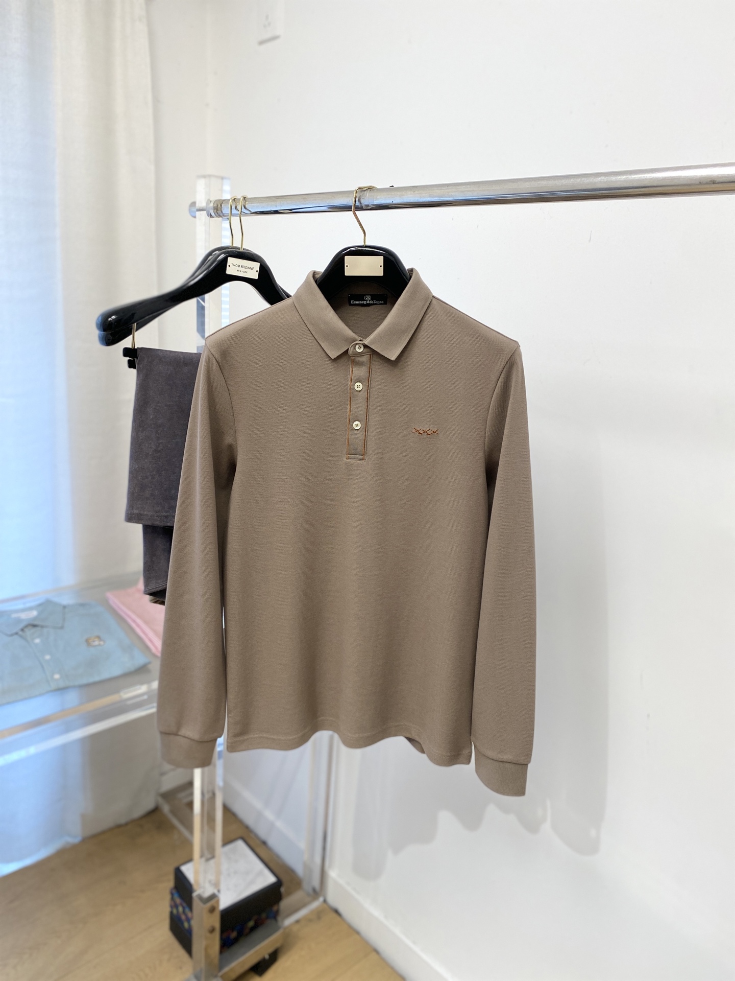 支持年后退换！ 杰尼亚、2025新品长袖，时尚帅气，简约百搭款，胸前精致刺绣图案logo，定制原版面料，