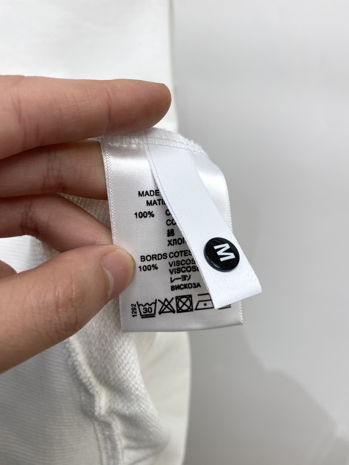 支持年后退换！ 普拉达、2025新品卫衣，时尚帅气，简约百搭款，胸前精致刺绣字母logo，定制原版面料，