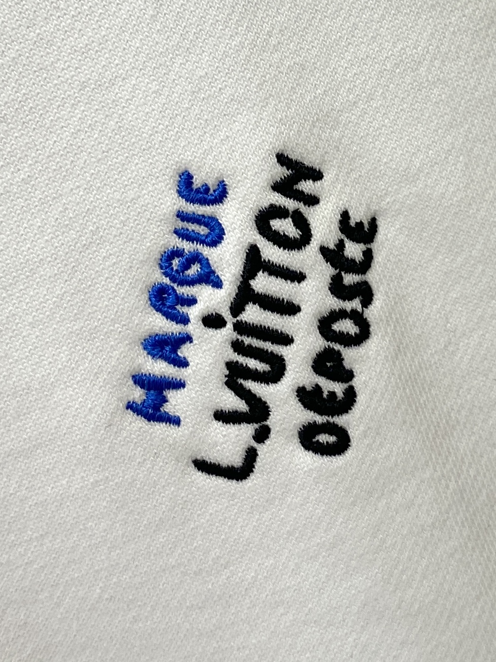 支持年后退换！ 路易威登、2025新品卫衣，时尚帅气，简约百搭款，胸前精致刺绣字母logo，定制原版面料