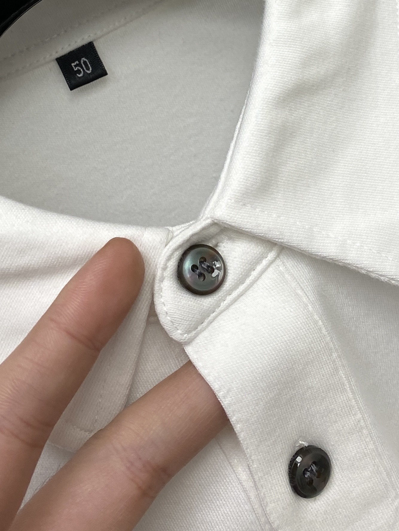 支持年后退换！ 普拉达、2025新品长袖，时尚帅气，简约百搭款，胸前五金装饰三角标logo，定制原版面料