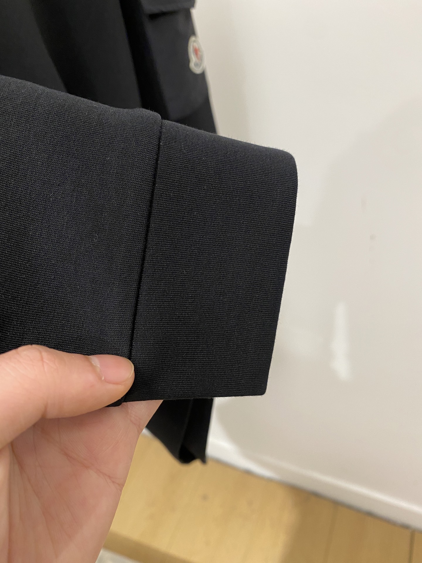 支持年后退换！ ￼蒙口、2025新品卫衣，时尚帅气，简约百搭款，胸前刺绣装饰图案logo，定制原版面料，