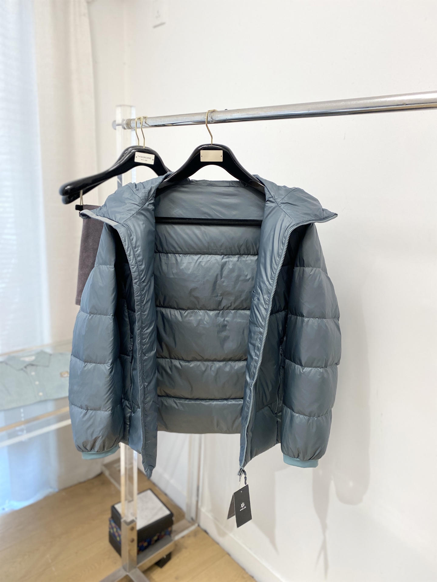 🌾退换KAILAS 时尚潮牌、2025最新款男士羽绒服、面料柔软舒适 ．上身版型超赞 ．拉链．辅料都是客