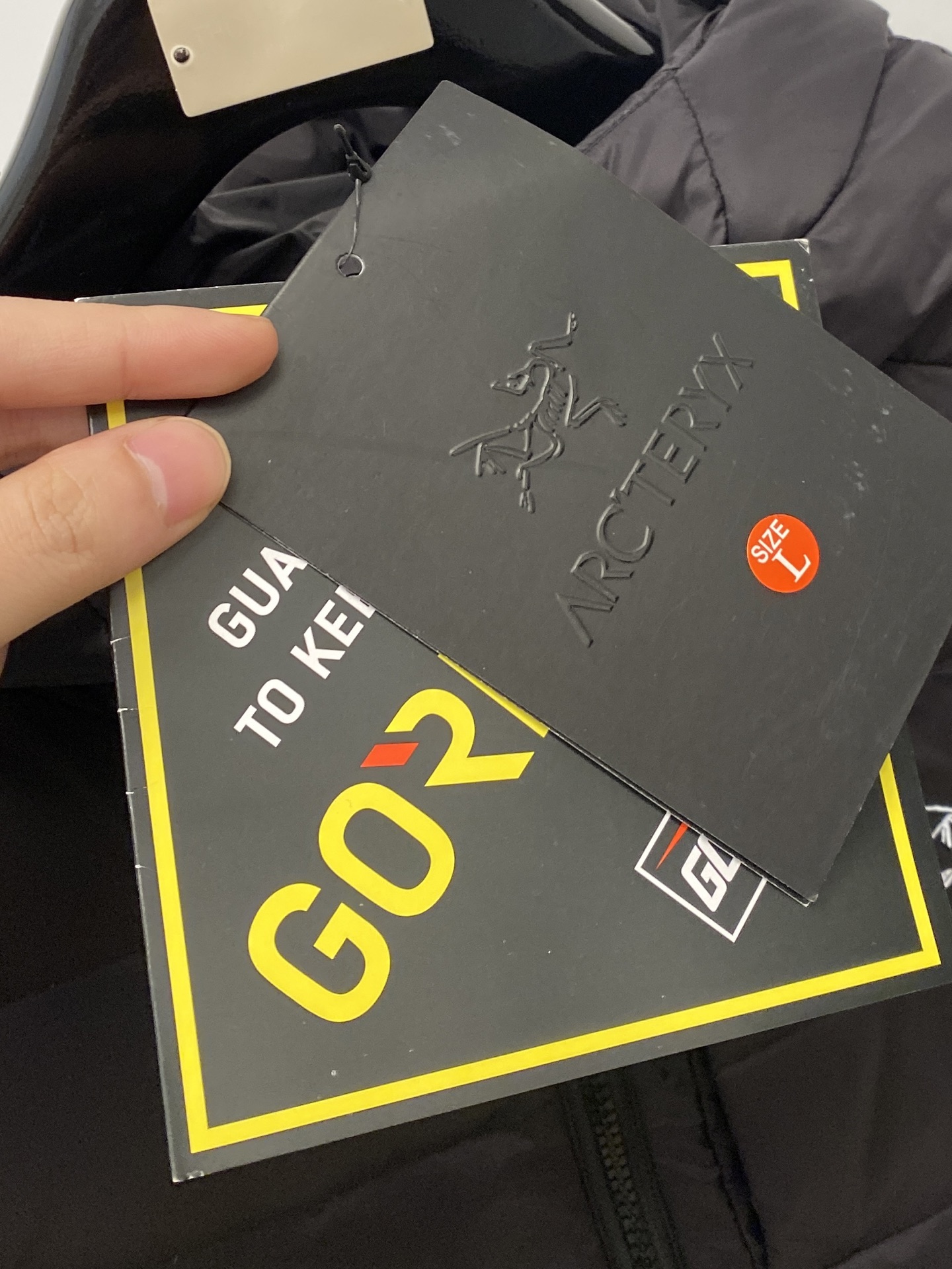 🌾退换始祖鸟、2025最新款男士轻薄羽绒服、面料柔软舒适 ．上身版型超赞 ．拉链．辅料都是客供 、进口面