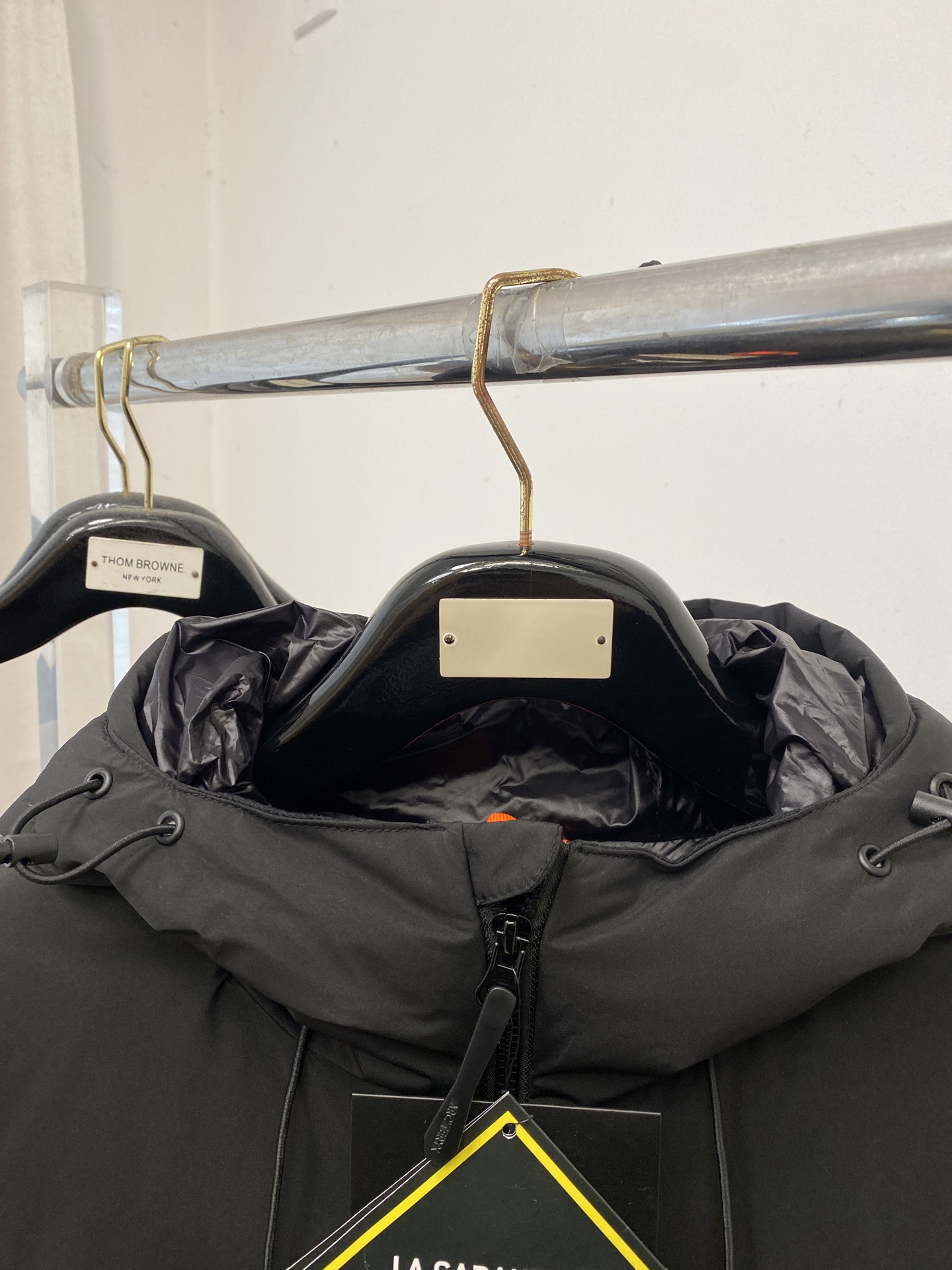 🌾退换始祖鸟、2025最新款男士轻薄羽绒服、面料柔软舒适 ．上身版型超赞 ．拉链．辅料都是客供 、进口面