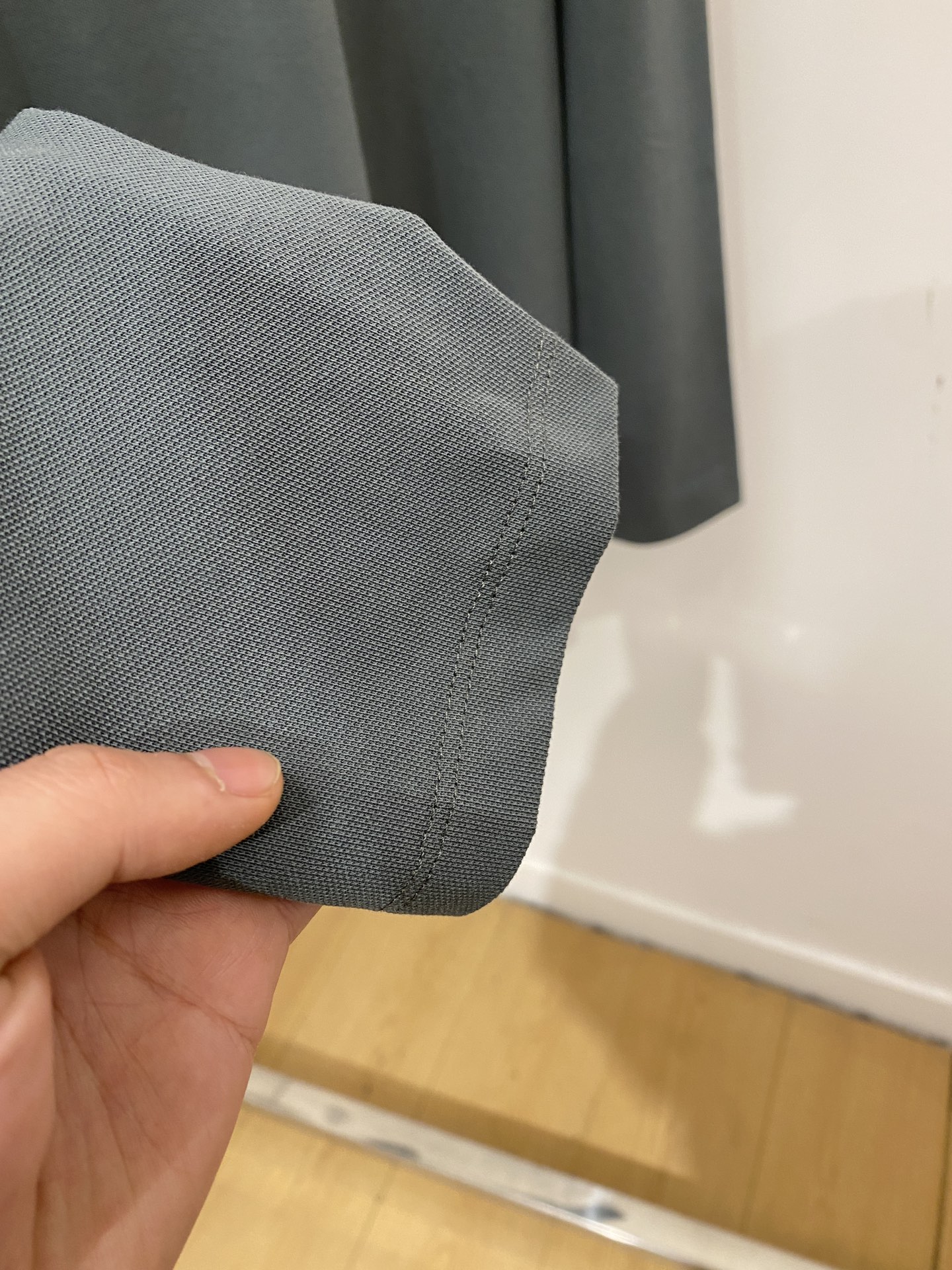 🌾退换蒙口、2025新品长袖，帅气时尚，胸前刺绣装饰图案logo，简约百搭款。面料棉 不仅挺括，保持潮流