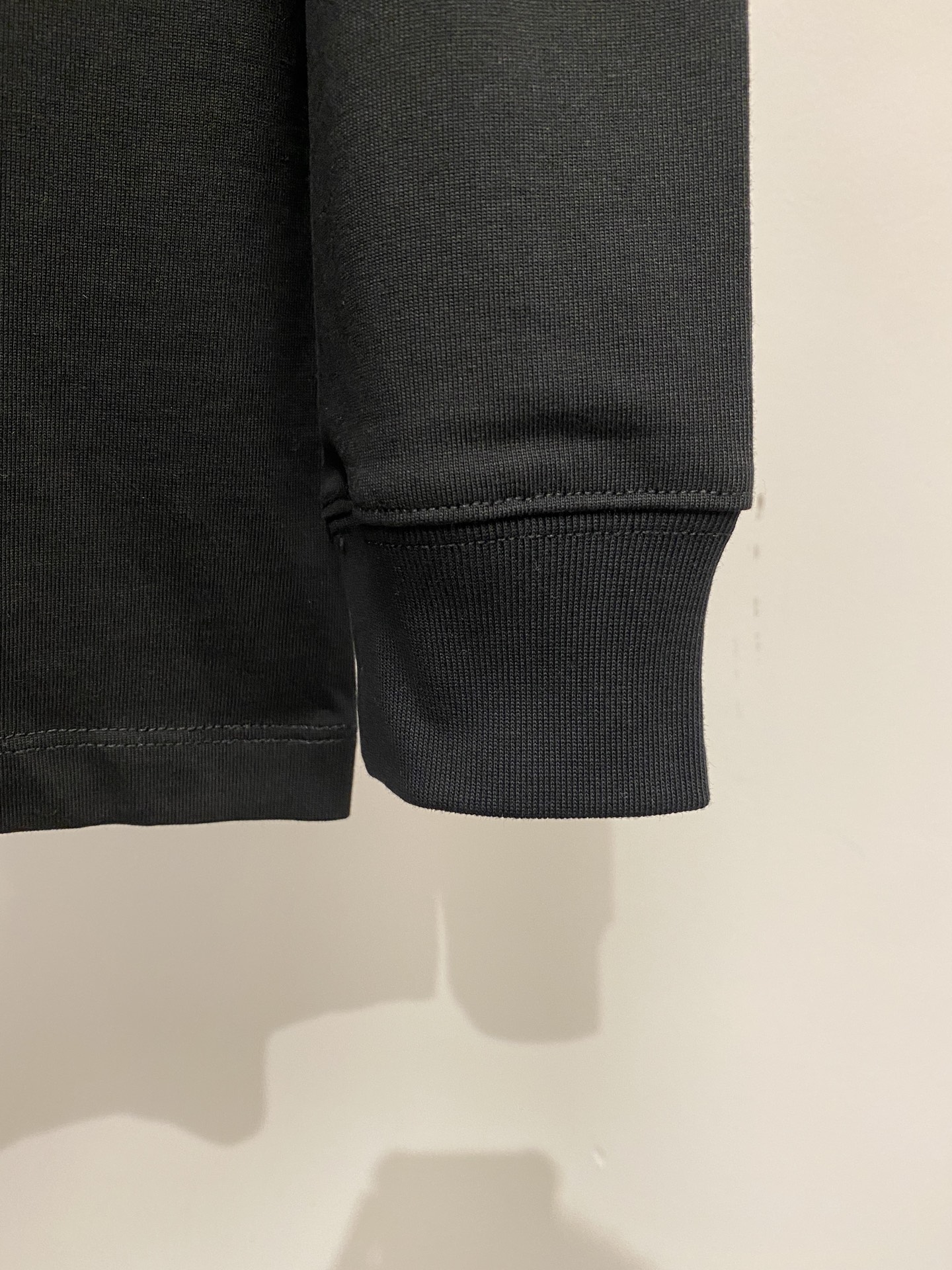 🌾退换！ 🌾退换蒙口、2025新品长袖卫衣，帅气时尚，胸前刺绣装饰图案logo，简约百搭款。面料棉 不仅