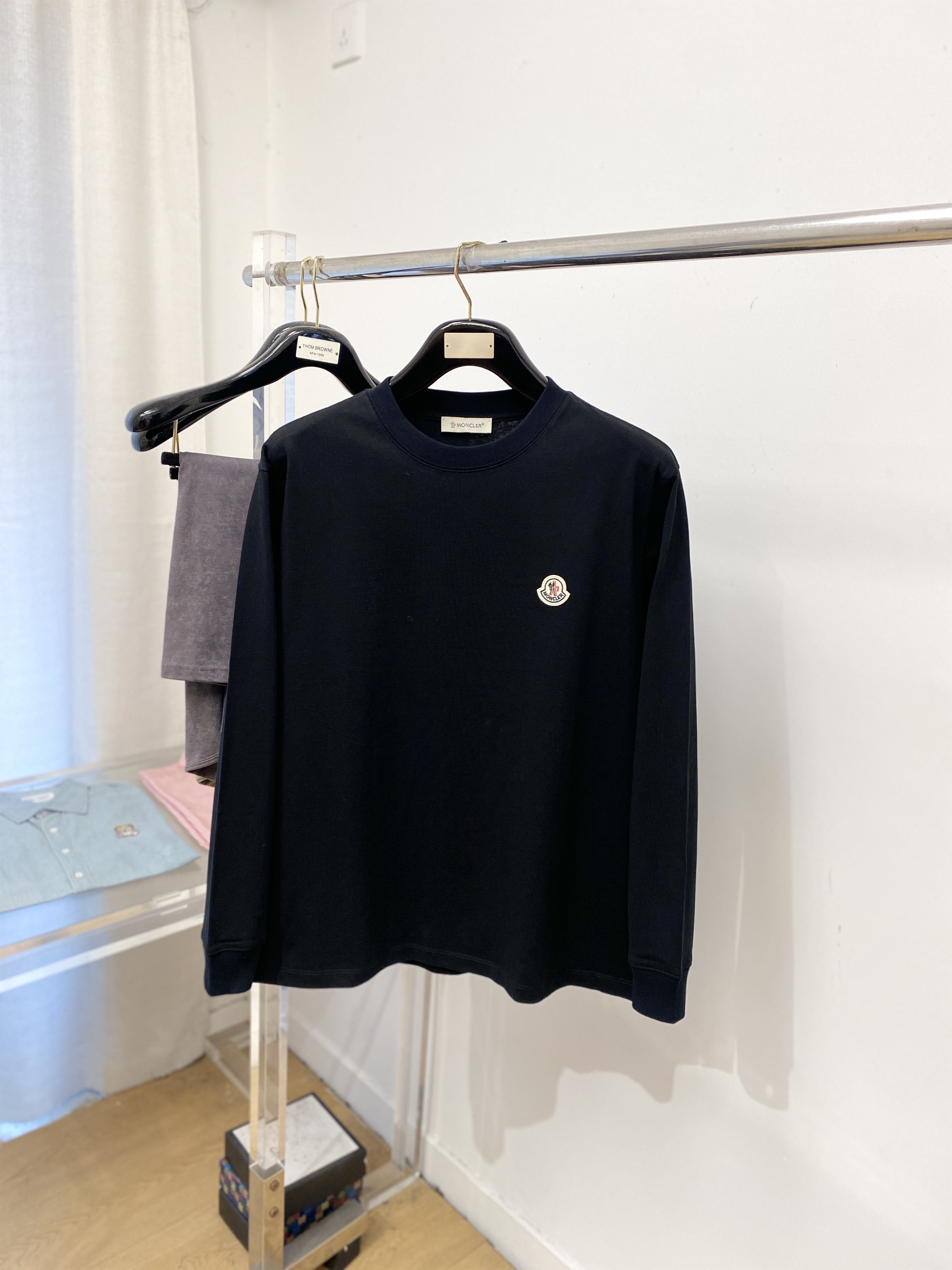 🌾退换！ 🌾退换蒙口、2025新品长袖卫衣，帅气时尚，胸前刺绣装饰图案logo，简约百搭款。面料棉 不仅