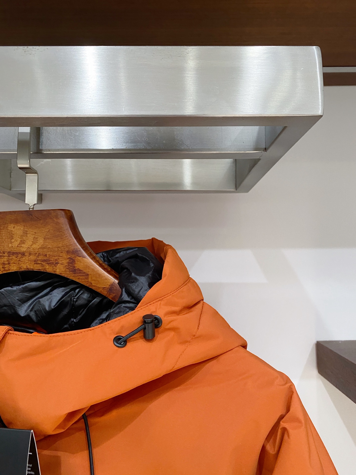 支持年后退换！始祖鸟、2025最新款男士轻薄羽绒服、面料柔软舒适 ．上身版型超赞 ．拉链．辅料都是客供 