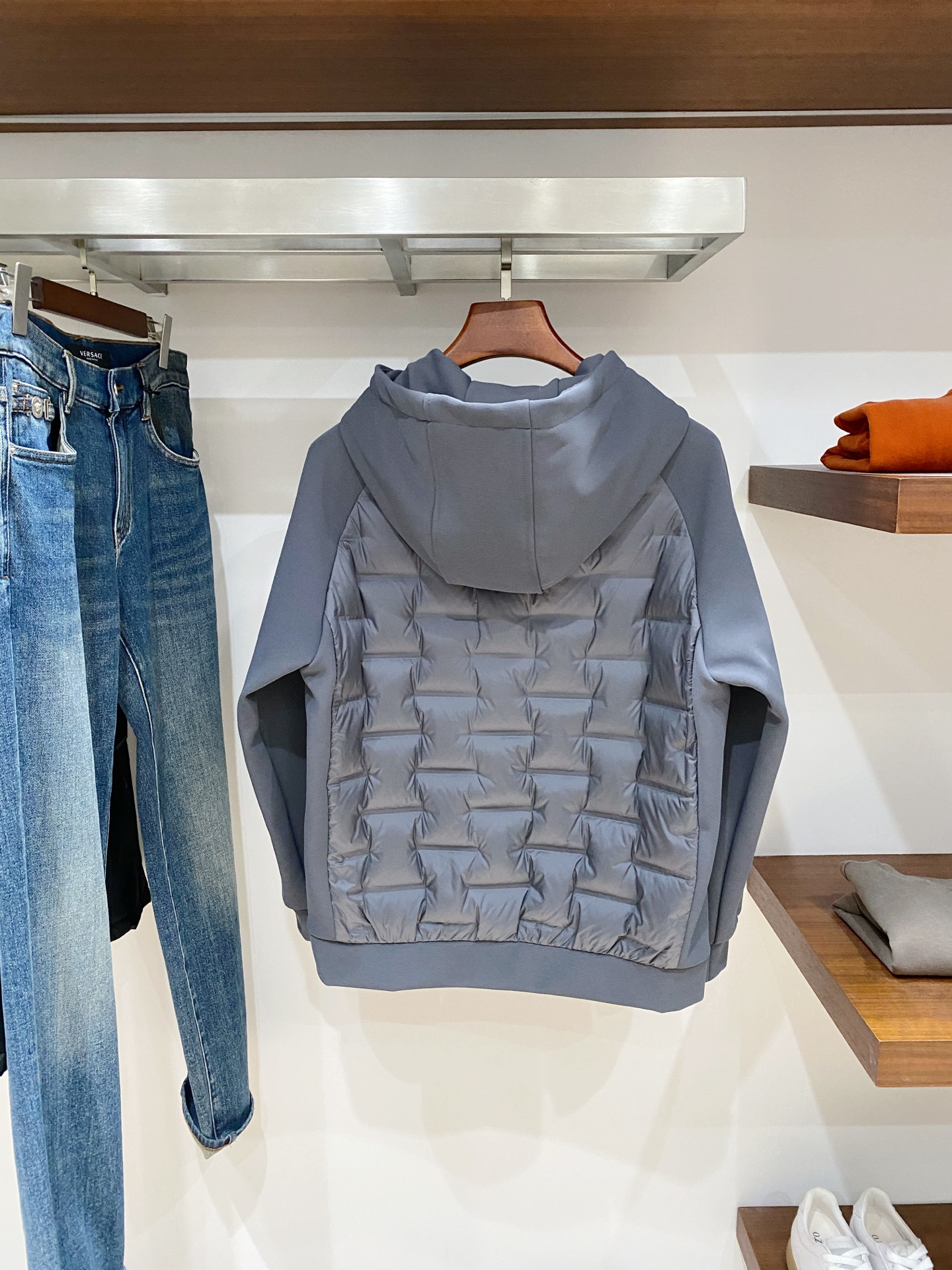 支持年后退换！DESCENTE迪桑特、2025最新款男士羽绒夹克、面料柔软舒适 ．上身版型超赞 ．拉链．