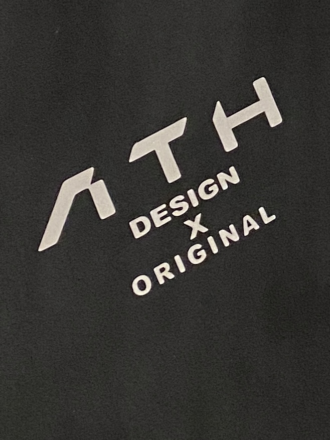 🌾退换DESCENTE迪桑特、2025新品夹克外套，时尚帅气，简约百搭款，肩部顶级印胶图案logo，定制