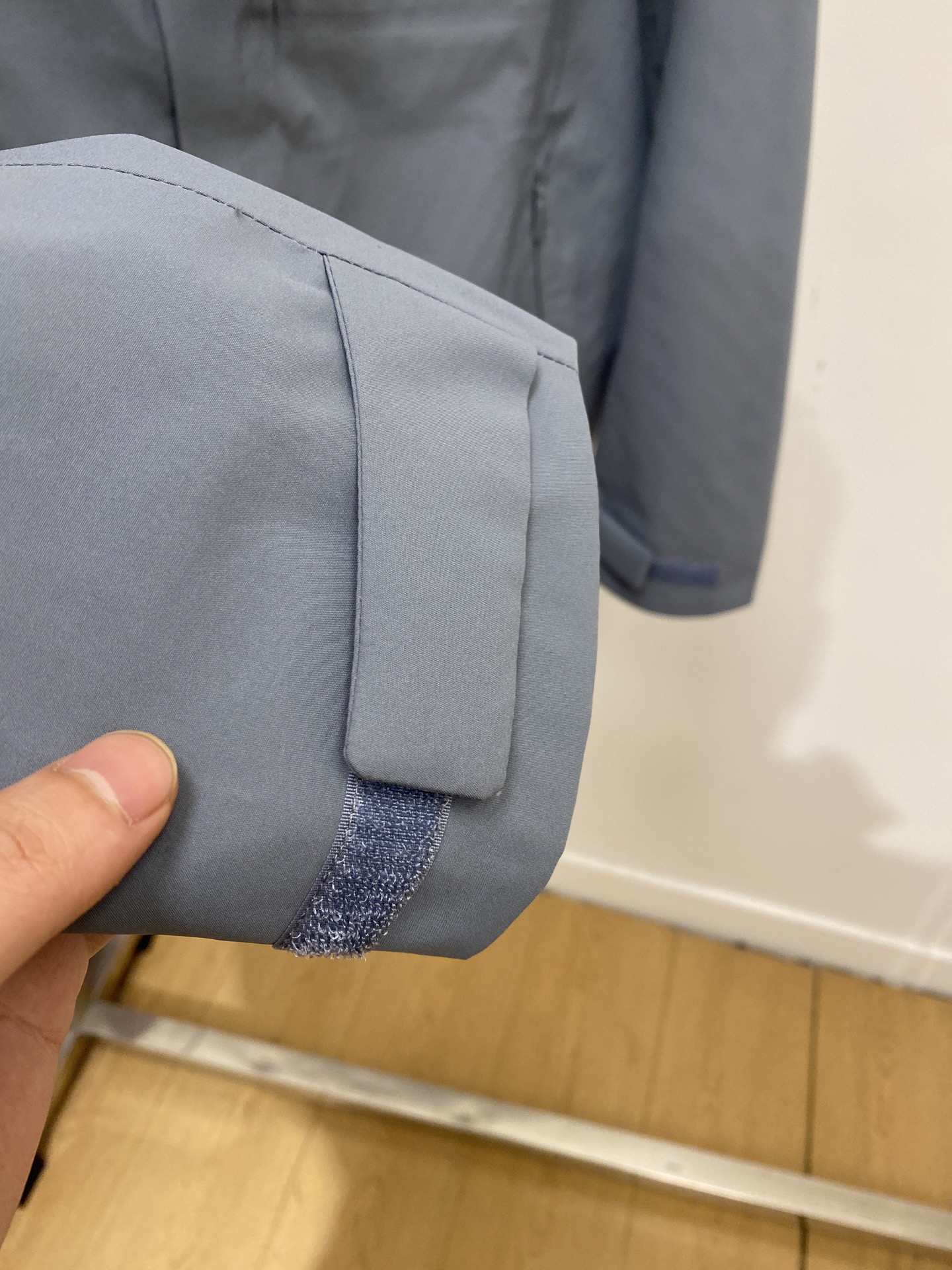 🌾退换DESCENTE迪桑特、2025新品夹克外套，时尚帅气，简约百搭款，肩部顶级印胶图案logo，定制