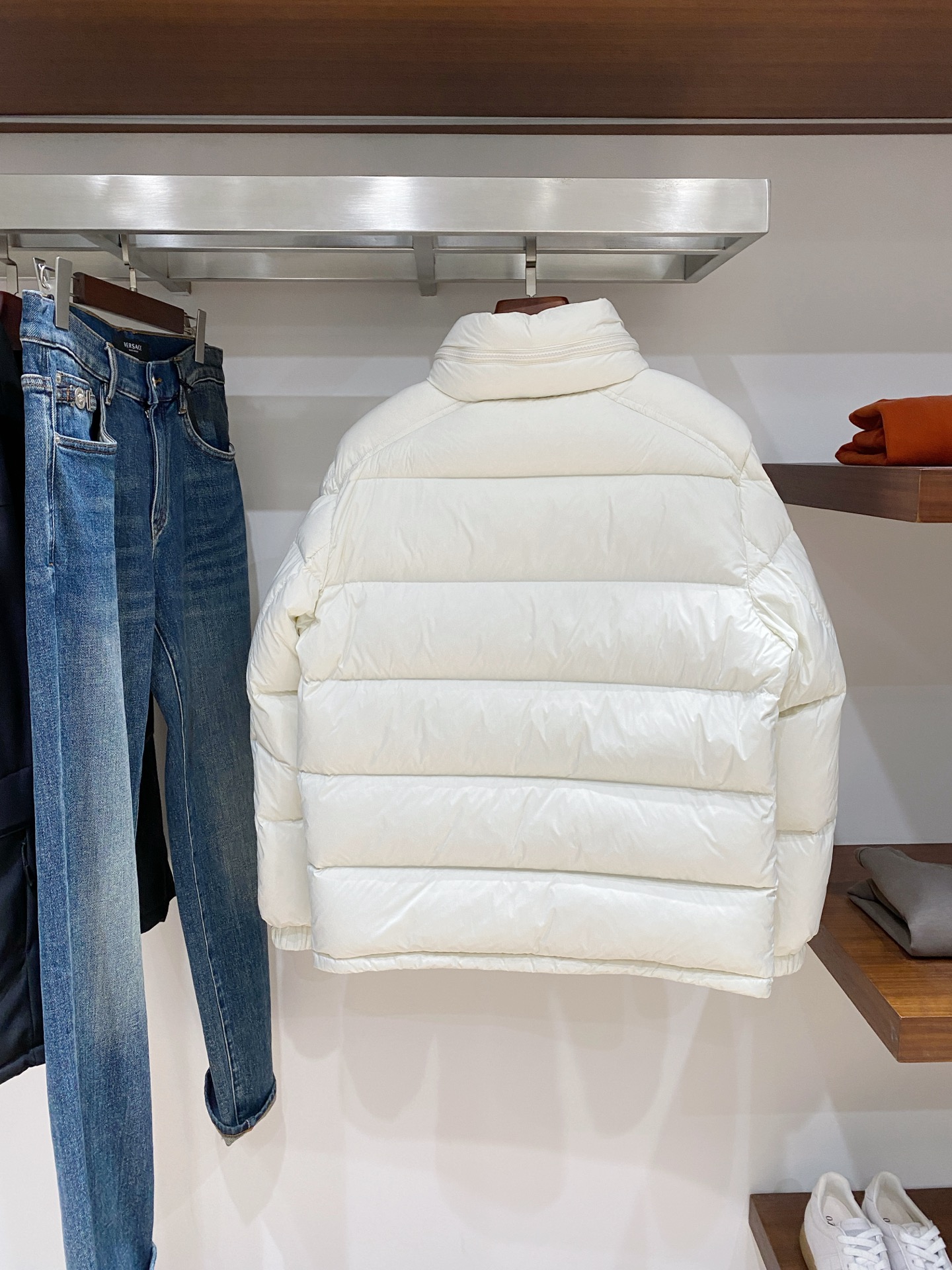 蒙口、2025最新款男士羽绒服、面料柔软舒适 ．上身版型超赞 ．拉链．辅料都是客供 、进口面料，轻便舒适