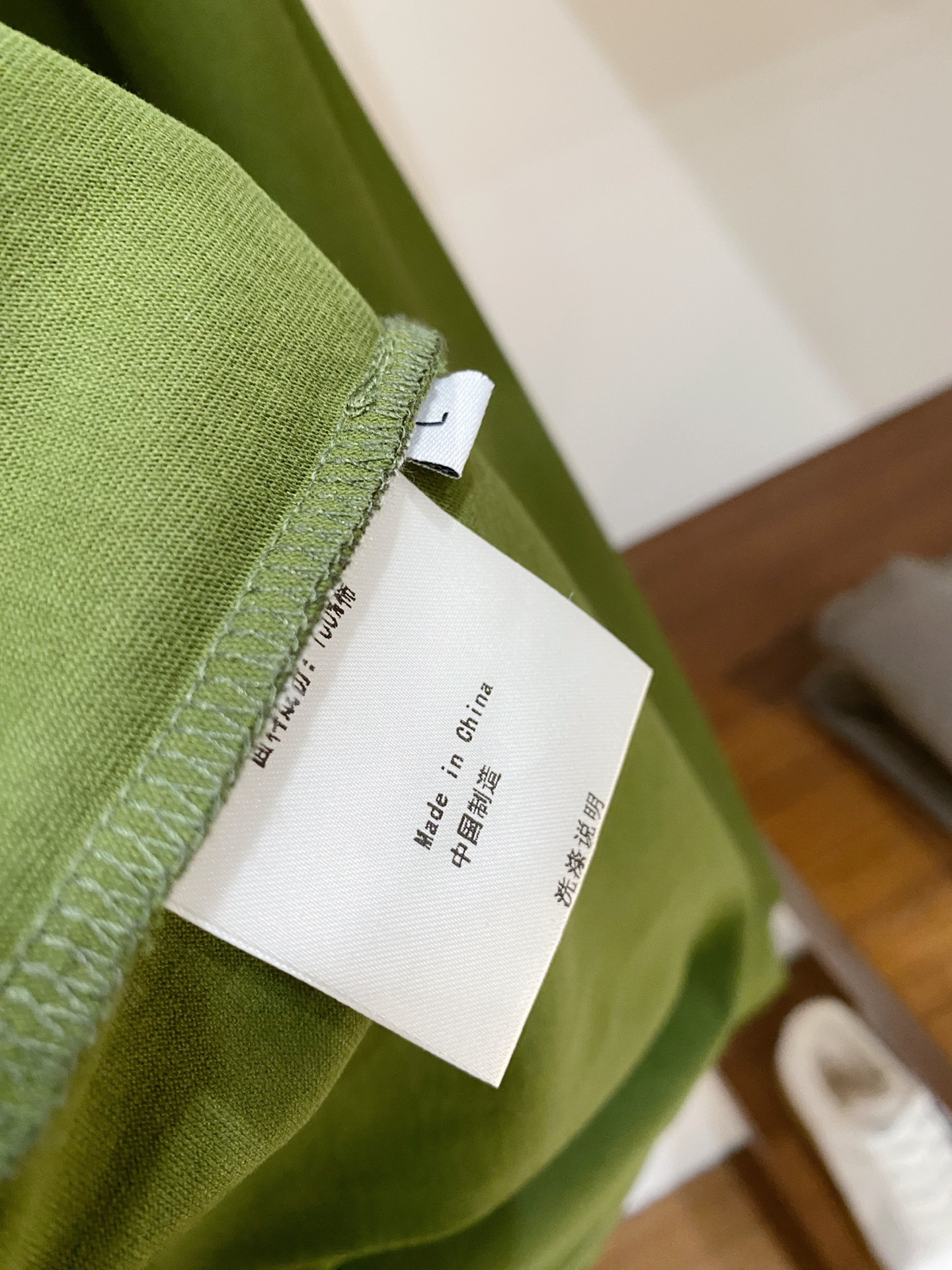 蒙口、2025新品长袖卫衣，帅气时尚，胸前刺绣装饰图案logo，简约百搭款。面料棉 不仅挺括，保持潮流的