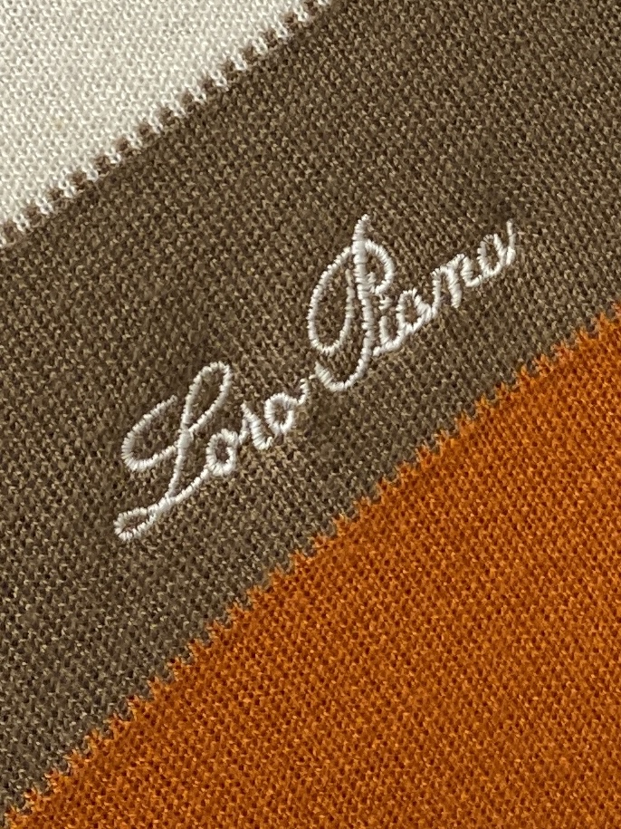 Loro Piana、2026新品羊毛衣 具有手感细腻柔软，可直接与肌肤接触，让暖心的纱线变化出细腻的质感，顶级工艺极具