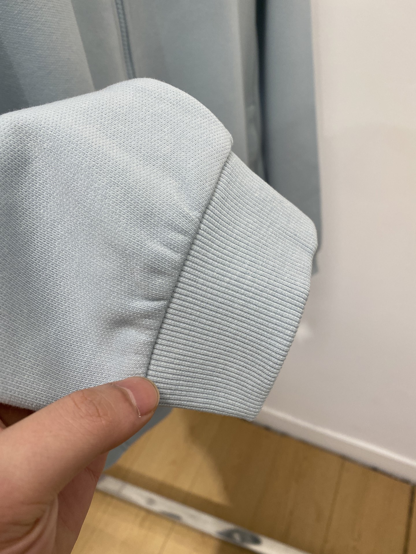 始祖鸟、2025新品卫衣外套，帅气时尚，胸前顶级印花图案字母logo，简约百搭款。面料棉 不仅挺括，保持